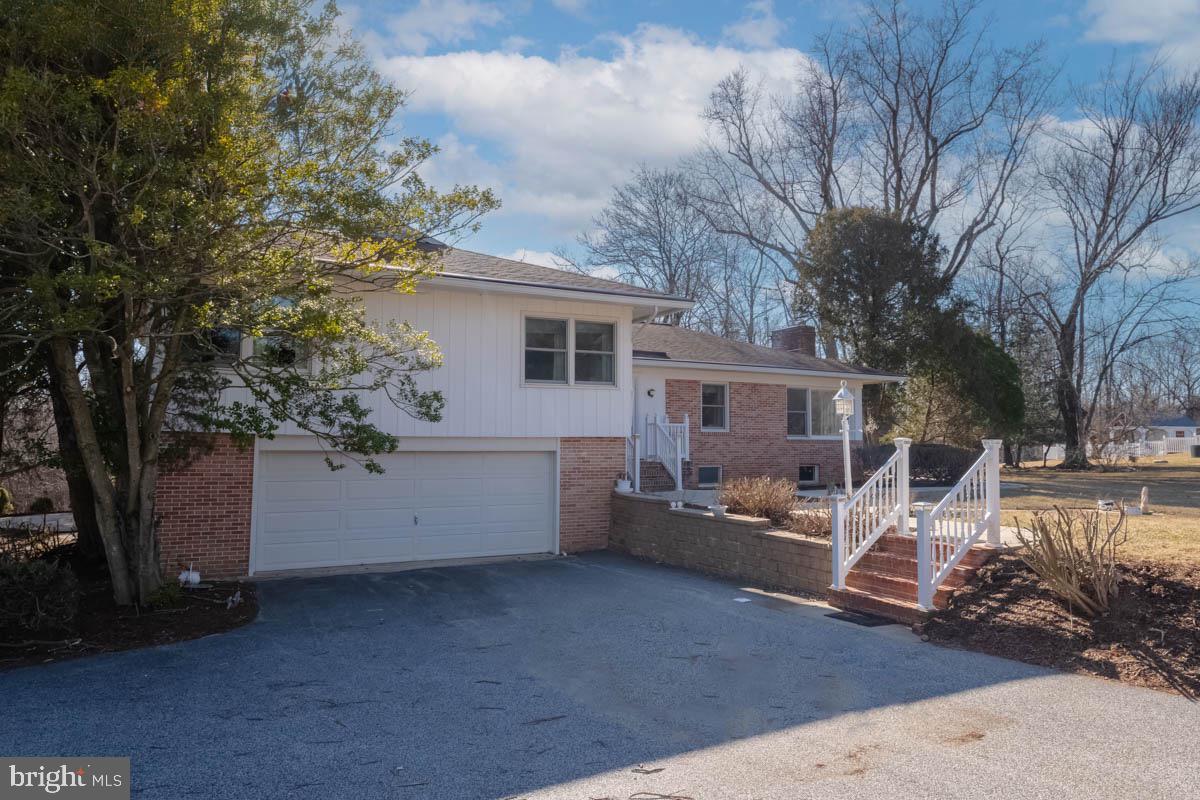 CARROLL MANOR - Residential