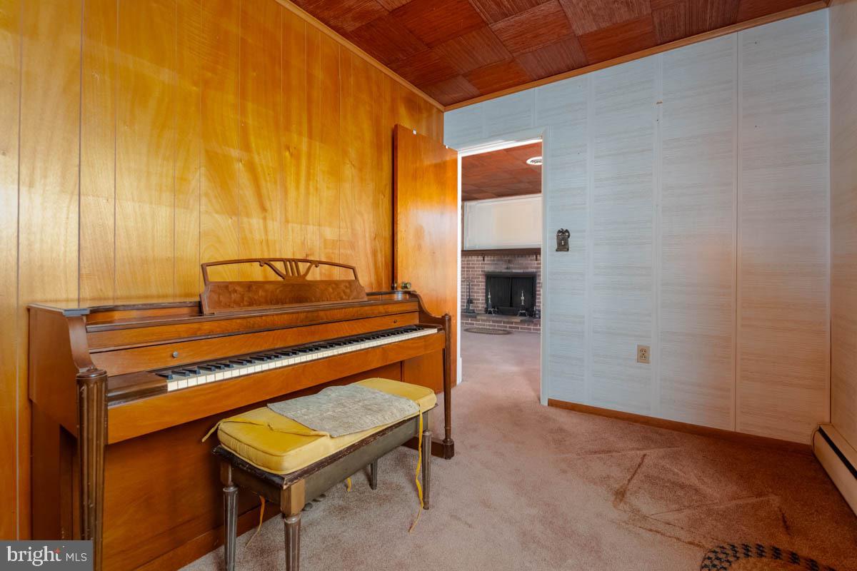 CARROLL MANOR - Residential