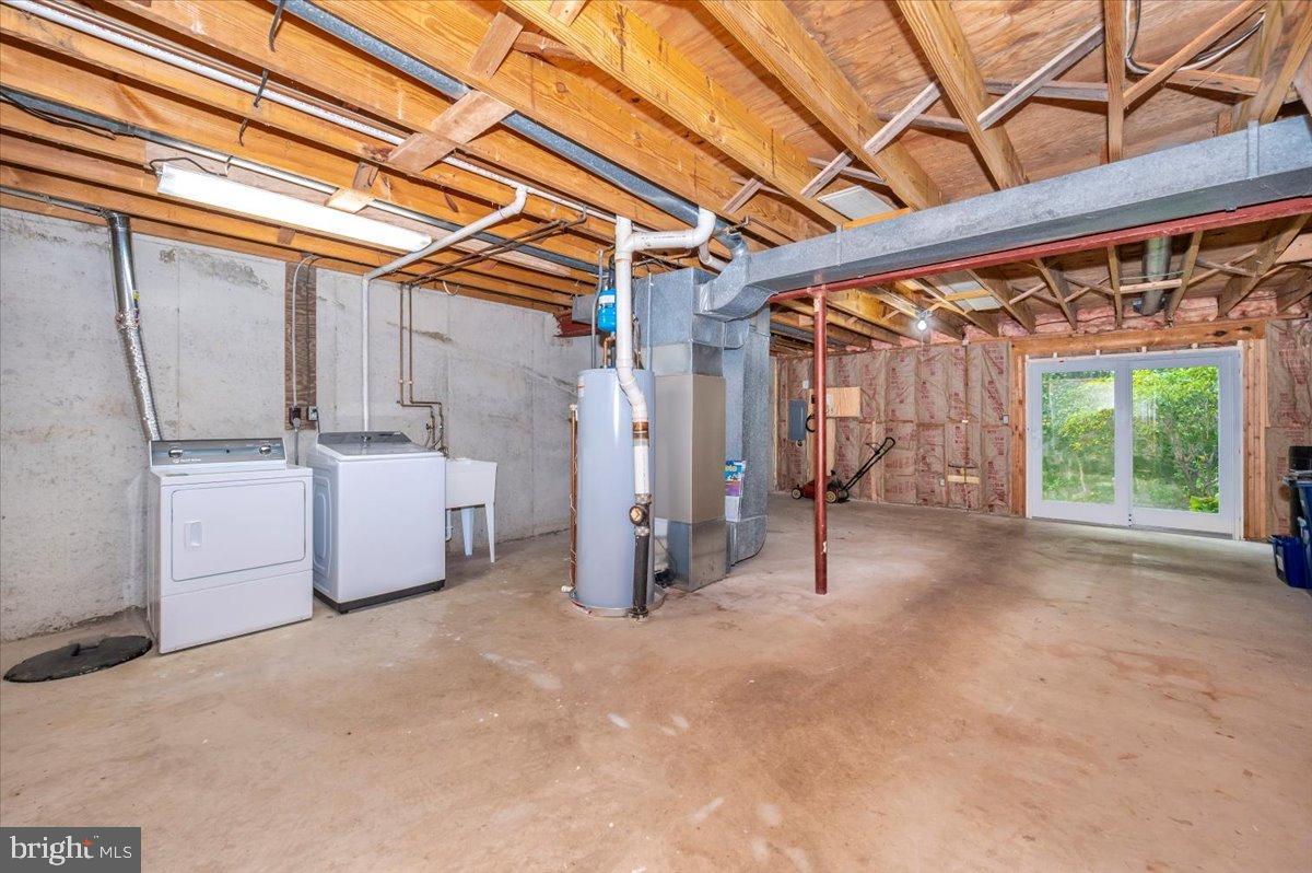 SHADOW OAK - Residential