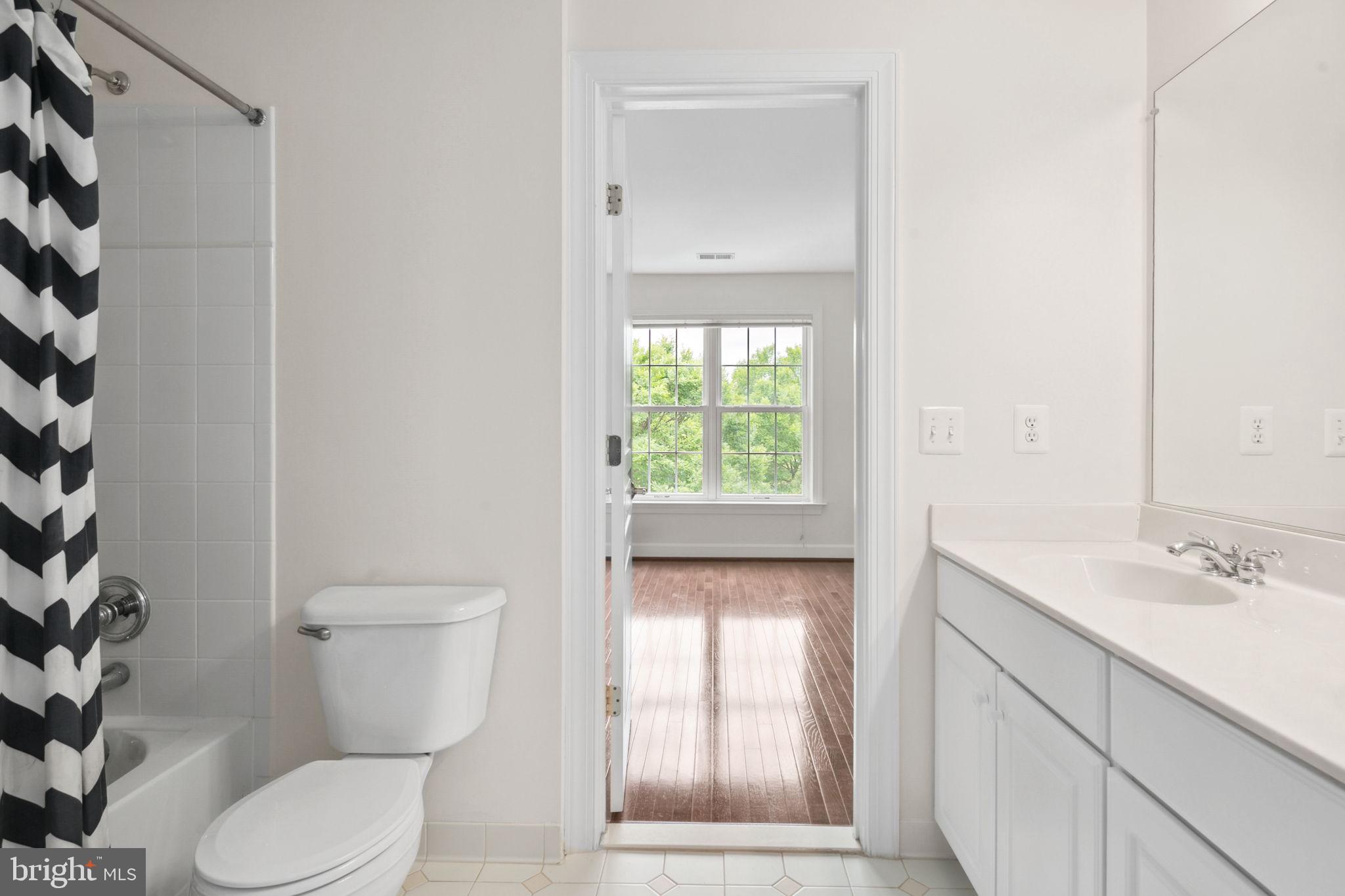 RED CEDAR - Residential