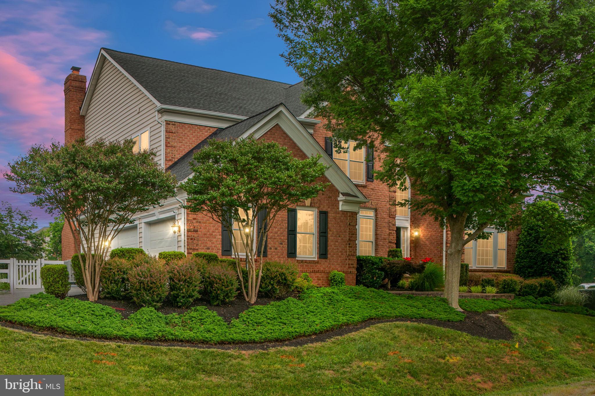 RED CEDAR - Residential