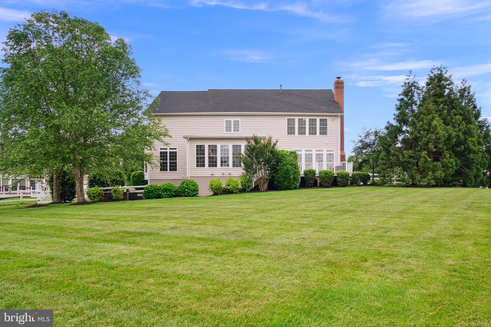 RED CEDAR - Residential