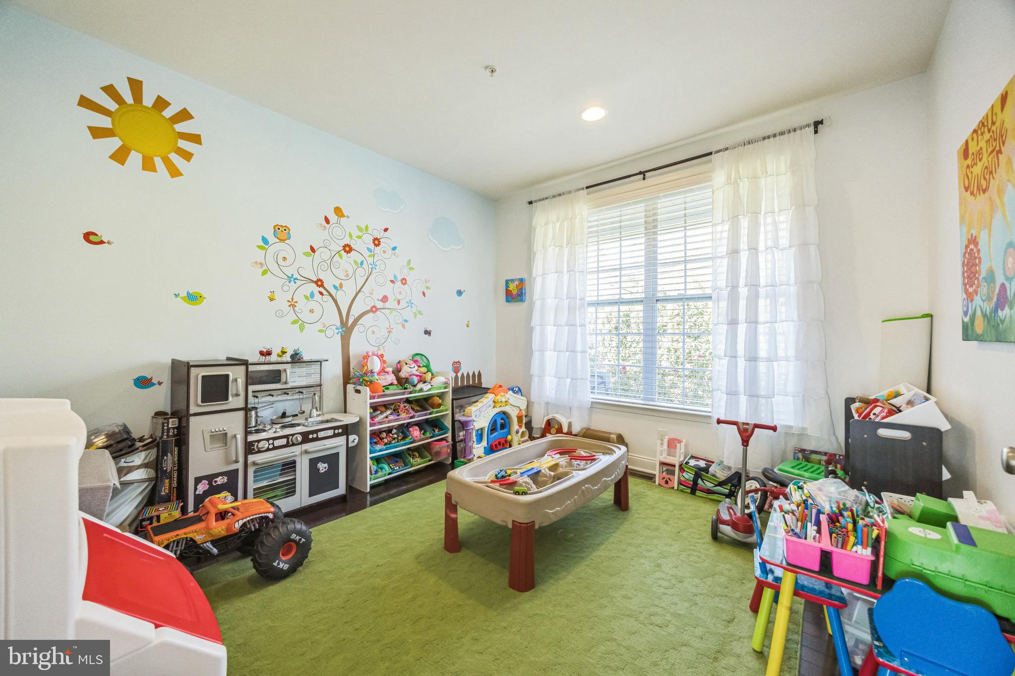 WARRINGTON MEADOWS - Residential