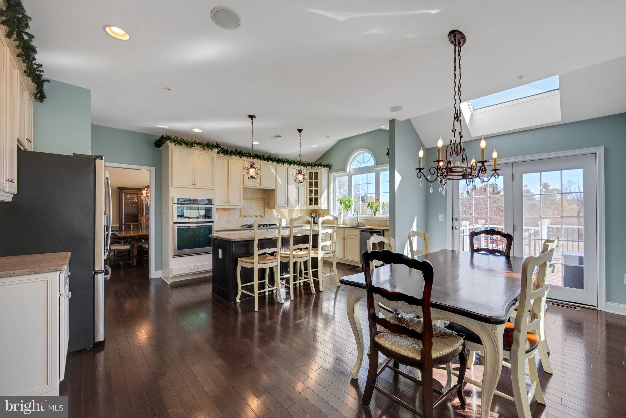 WARRINGTON MEADOWS - Residential