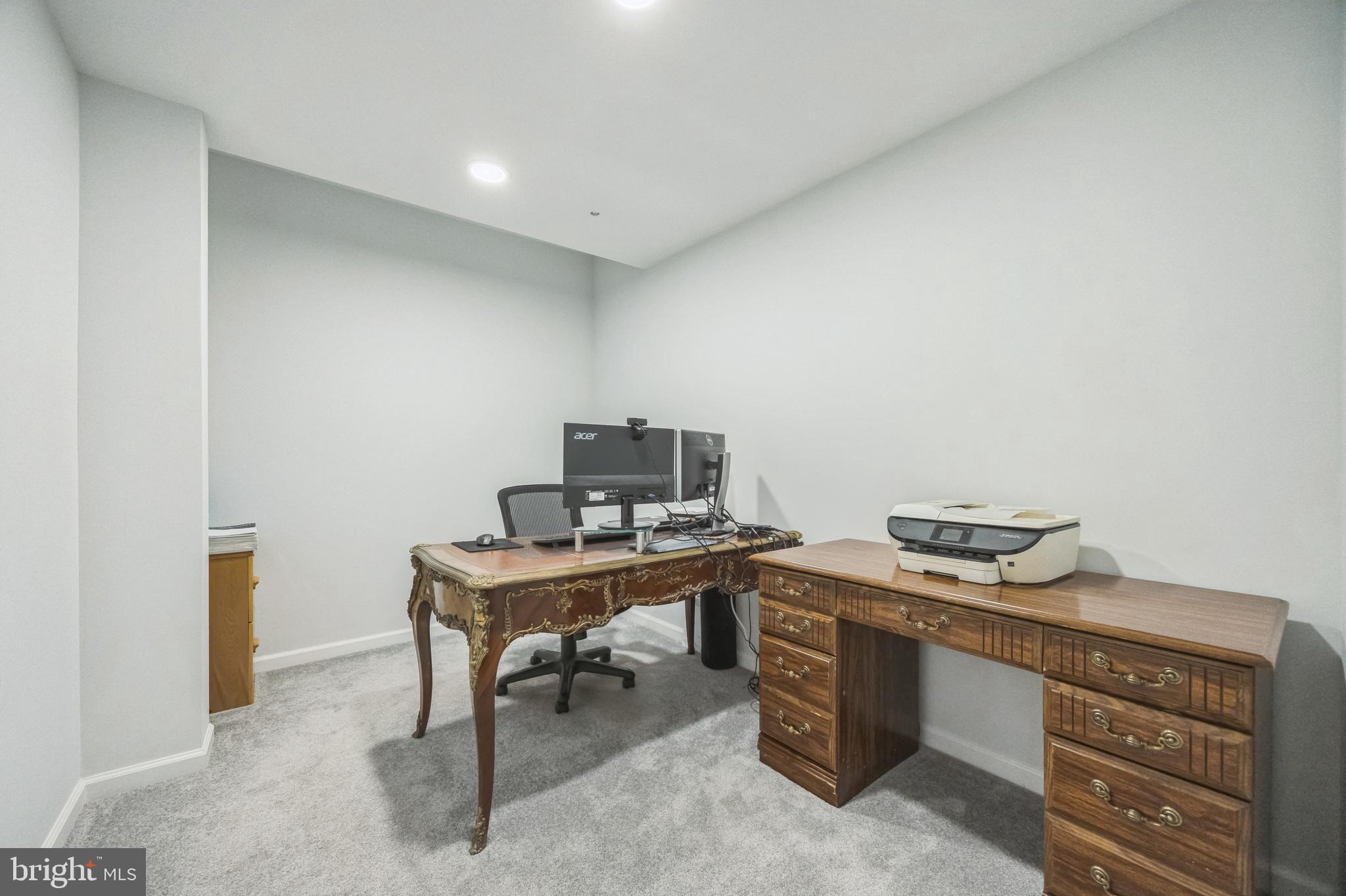 WARRINGTON MEADOWS - Residential