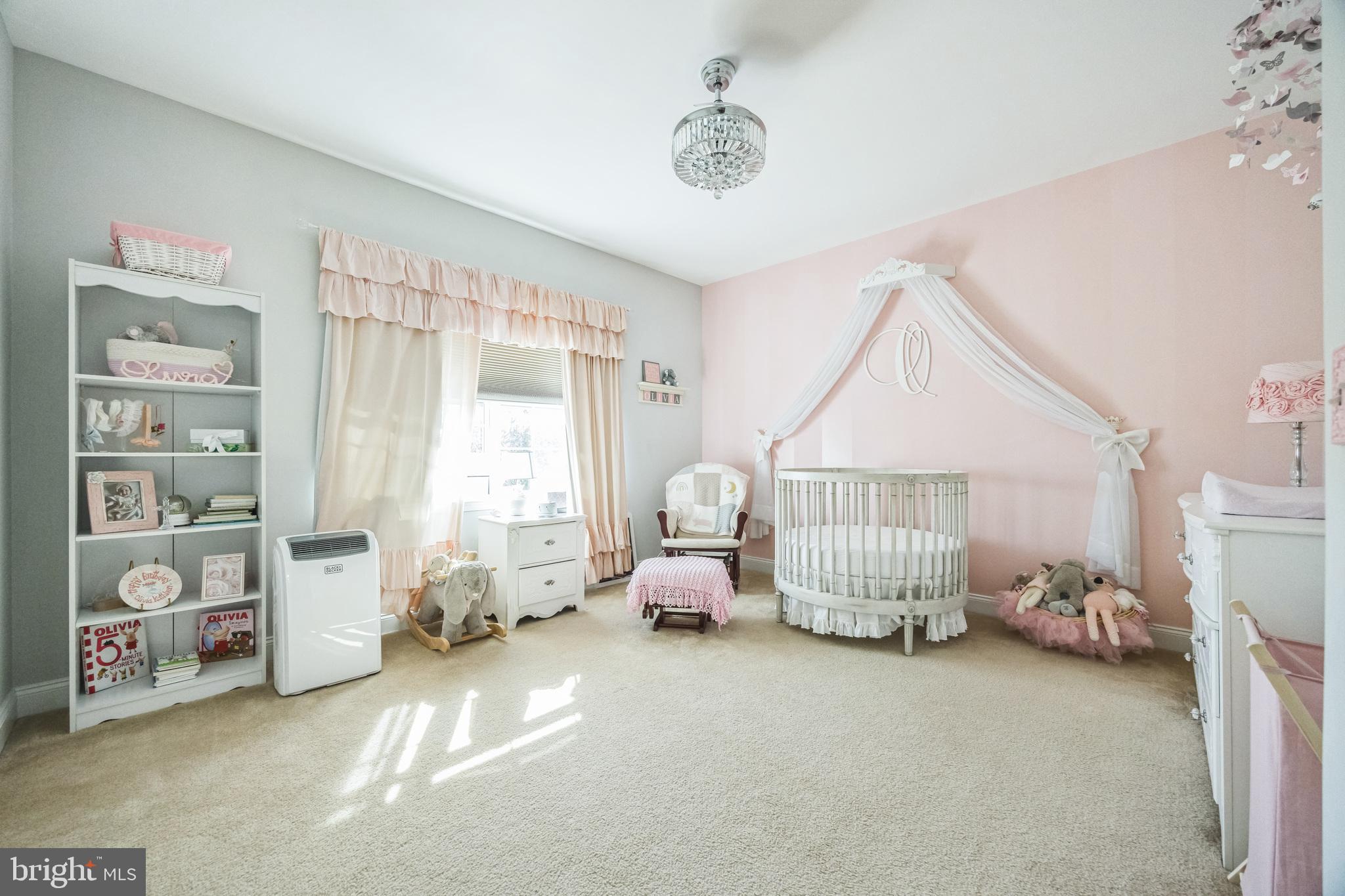 WARRINGTON MEADOWS - Residential