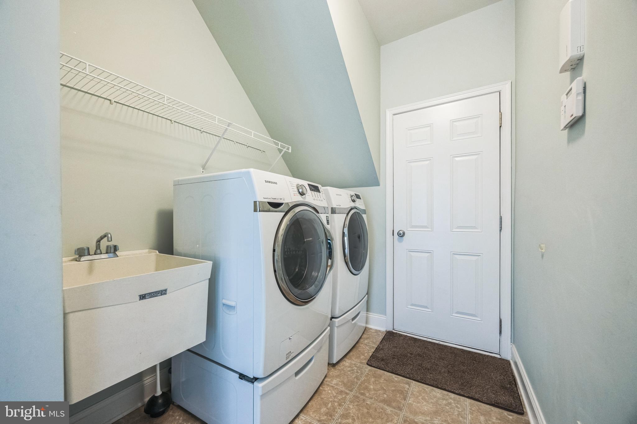 WARRINGTON MEADOWS - Residential