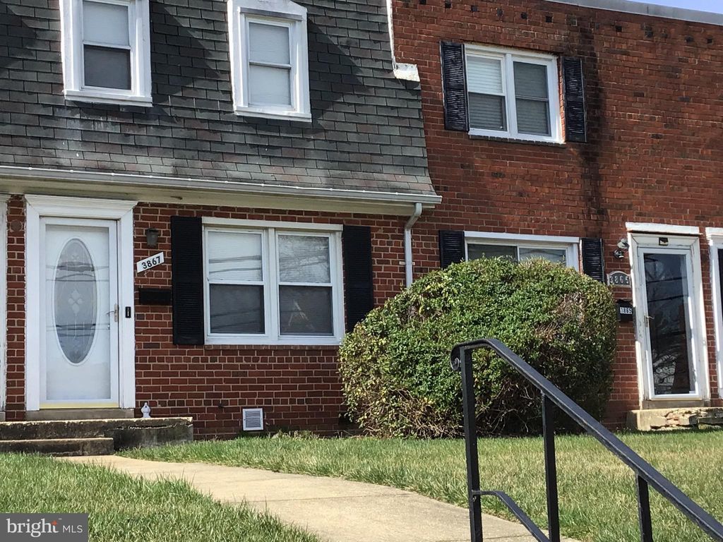 Photo of 3867 26th Avenue, TEMPLE HILLS, MD 20748 (MLS # MDPG2184166)