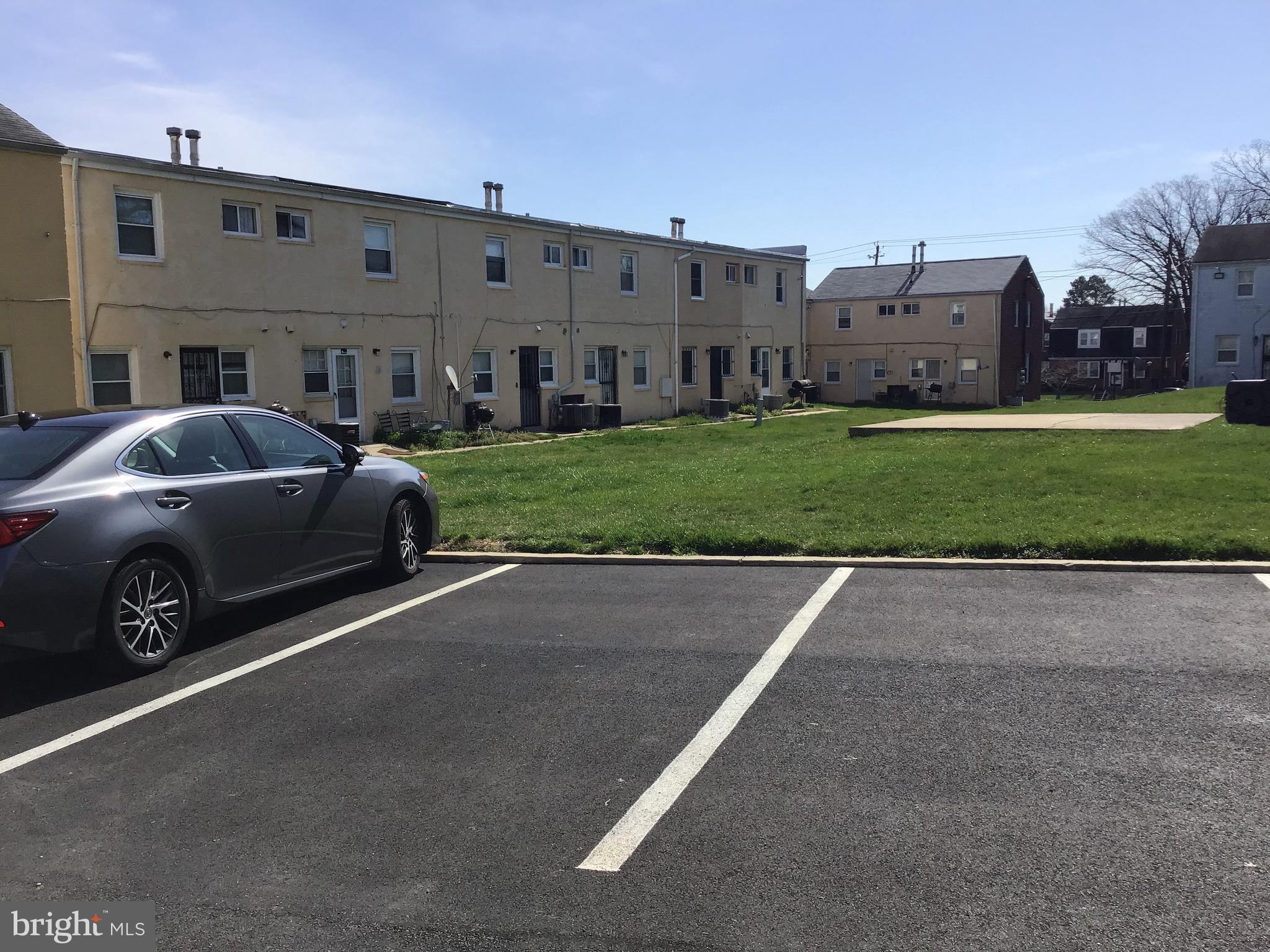 IVERSON MEWS CONDOMINIUM - Residential Lease