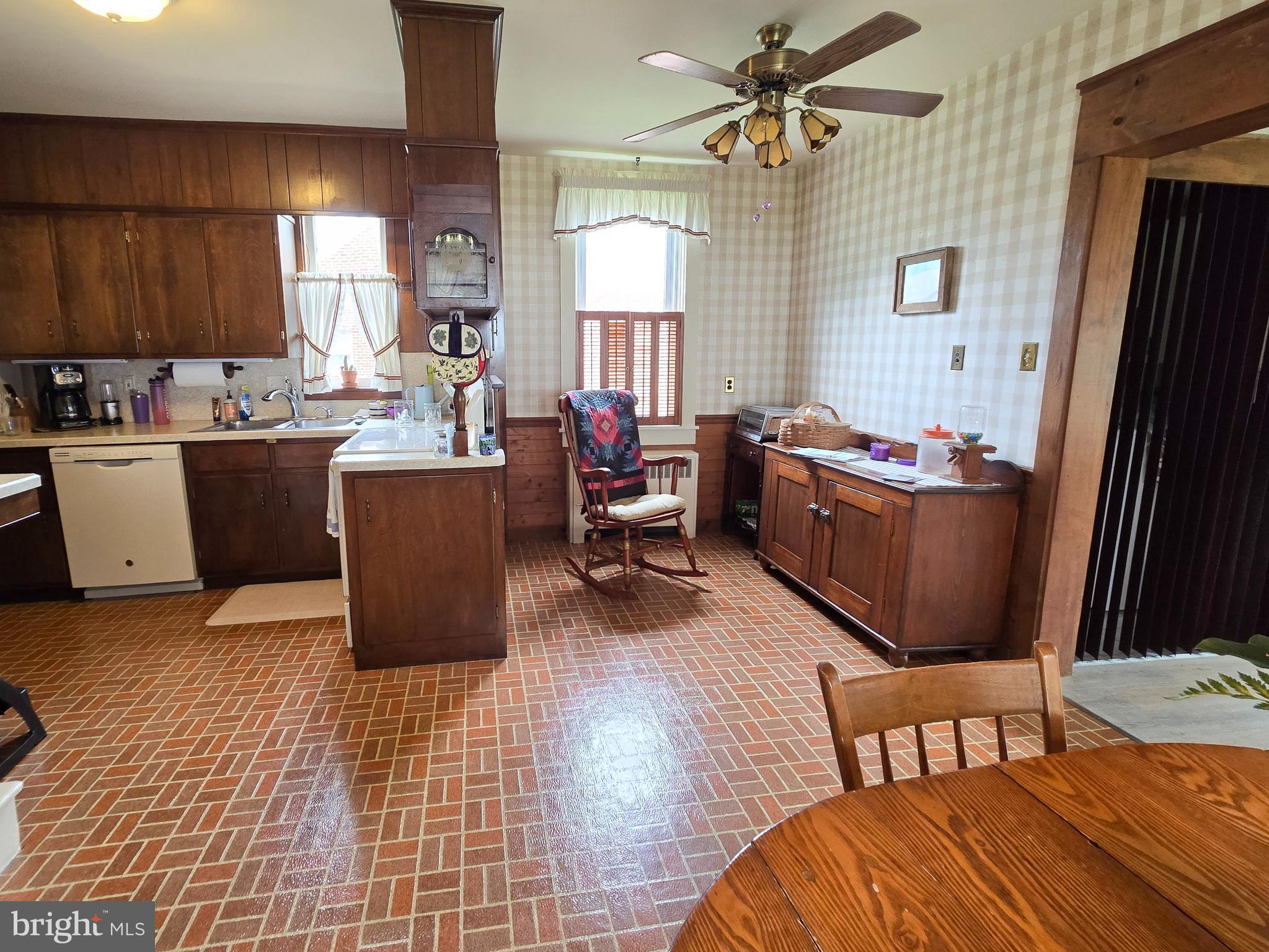 EAST PETERSBURG BOROUGH - Residential