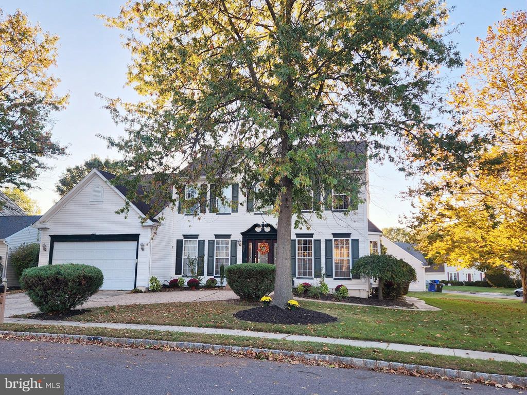 Photo of 37 Equestrian Drive, BURLINGTON, NJ 08016 (MLS # NJBL2098114)