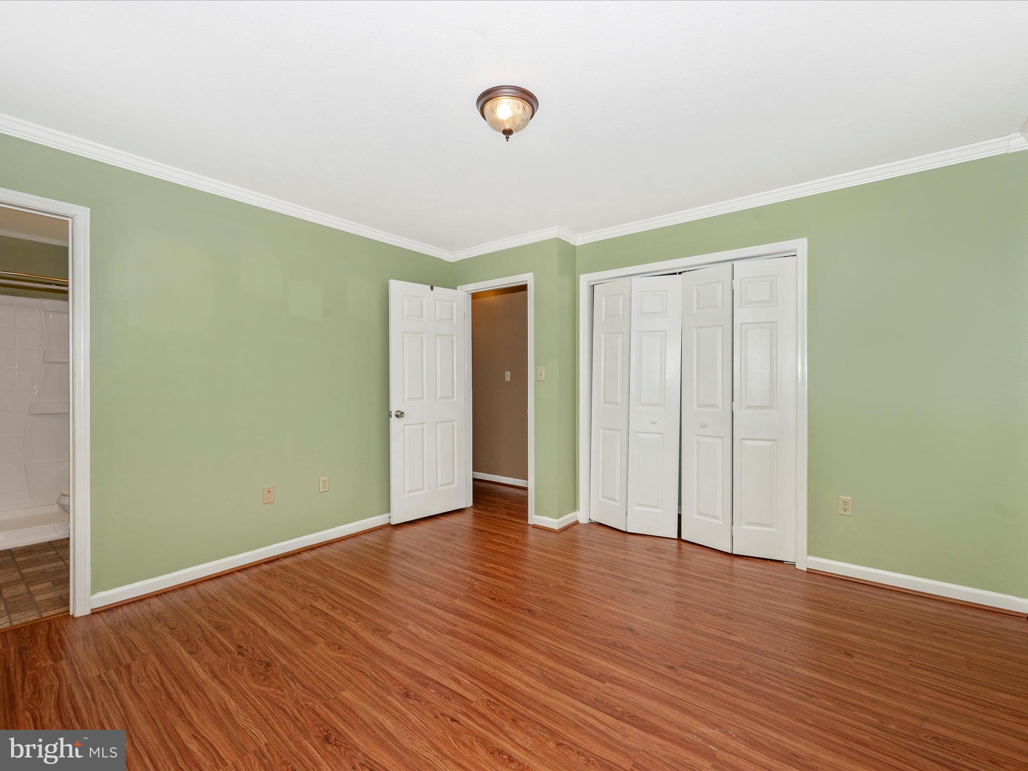 ROLLING HILLS - Residential