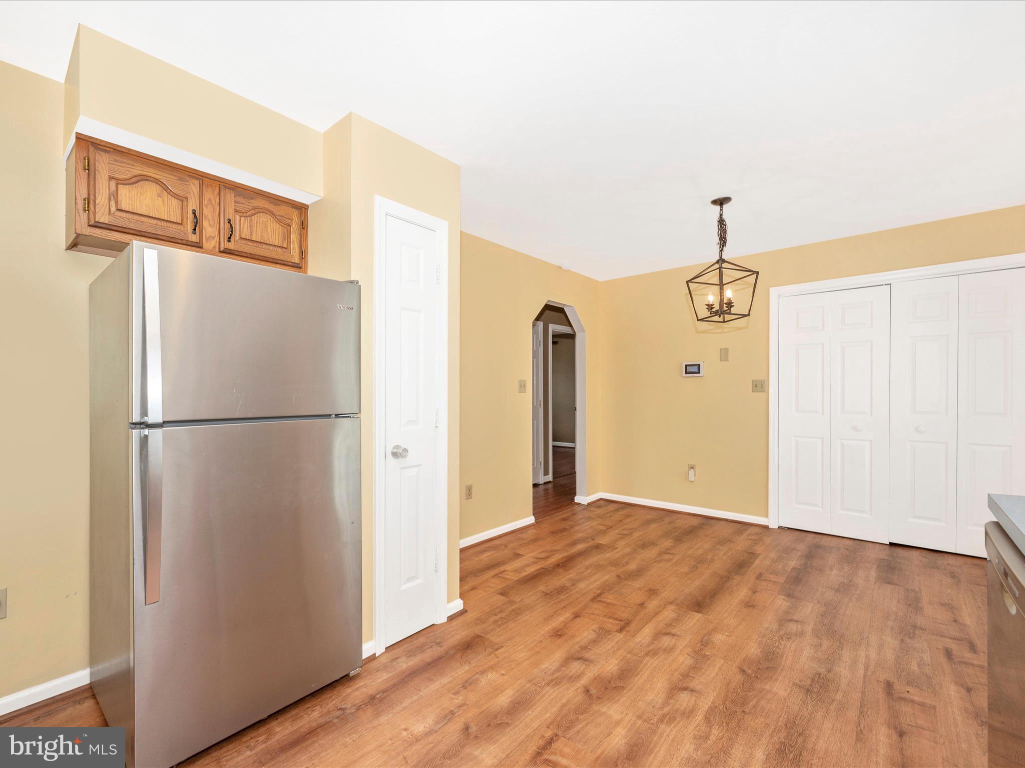 ROLLING HILLS - Residential