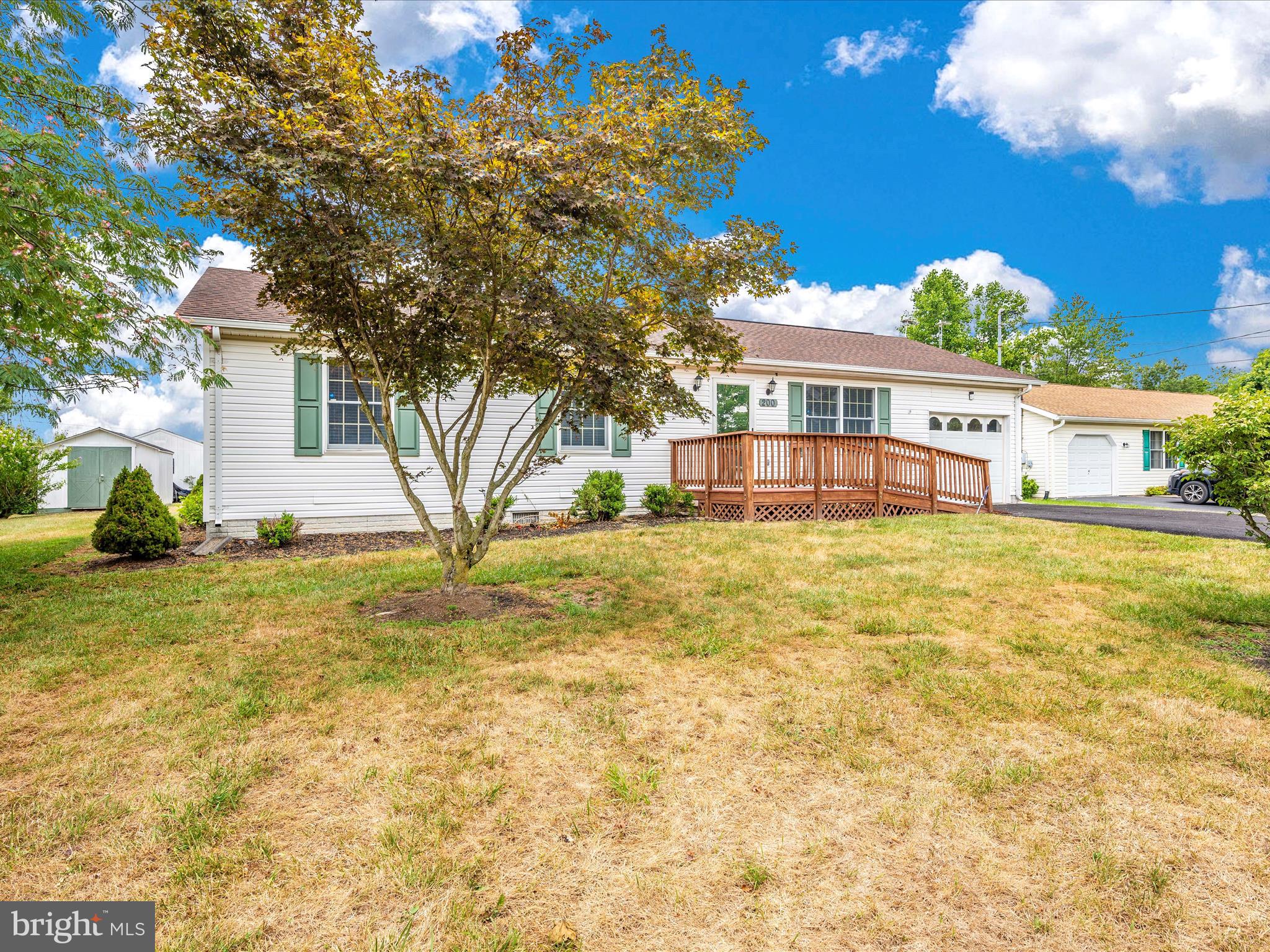 ROLLING HILLS - Residential