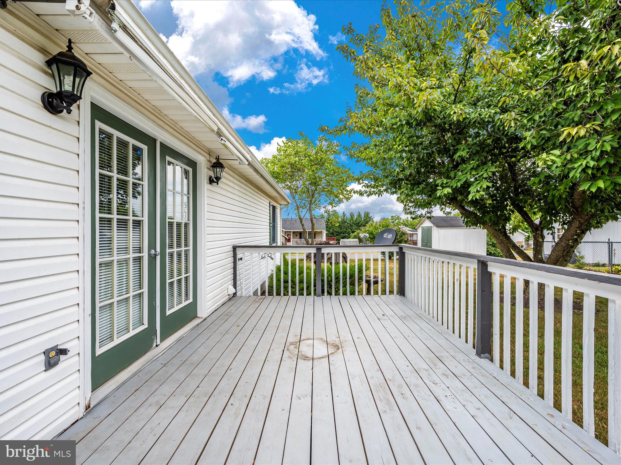 ROLLING HILLS - Residential