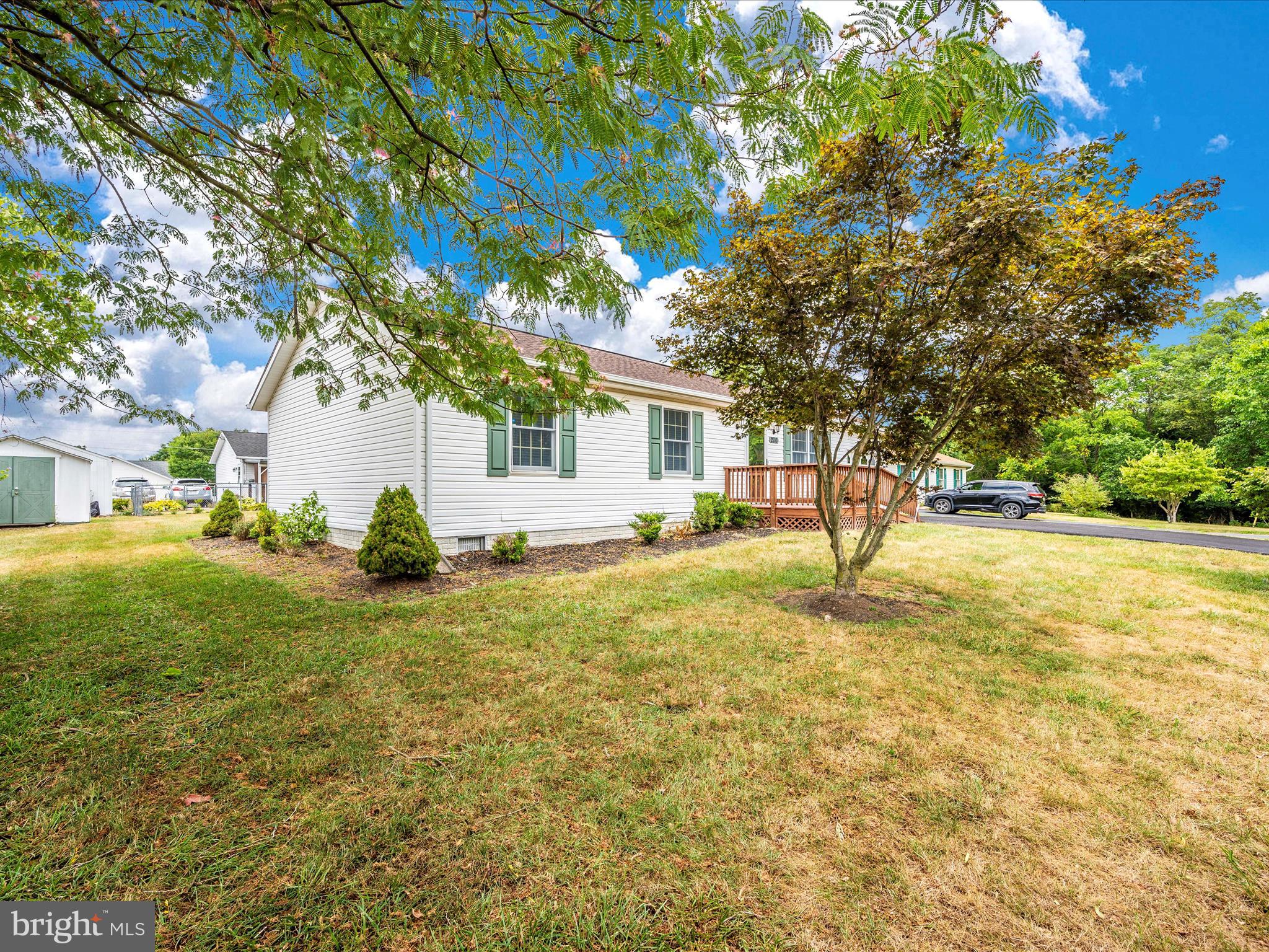 ROLLING HILLS - Residential