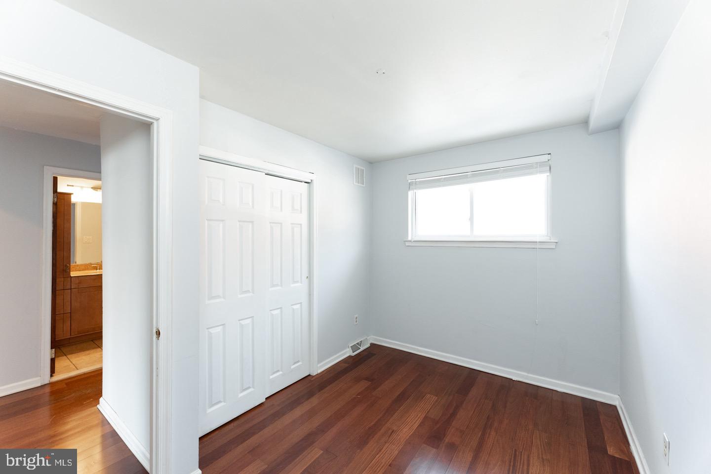 FAIRMOUNT - Residential Lease