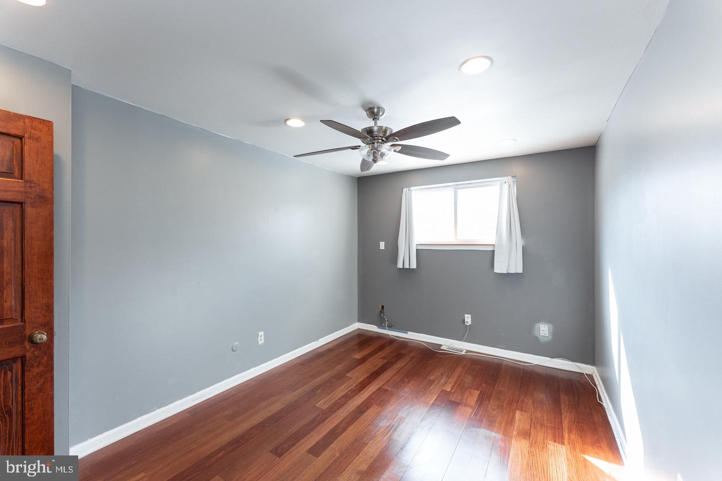 FAIRMOUNT - Residential Lease