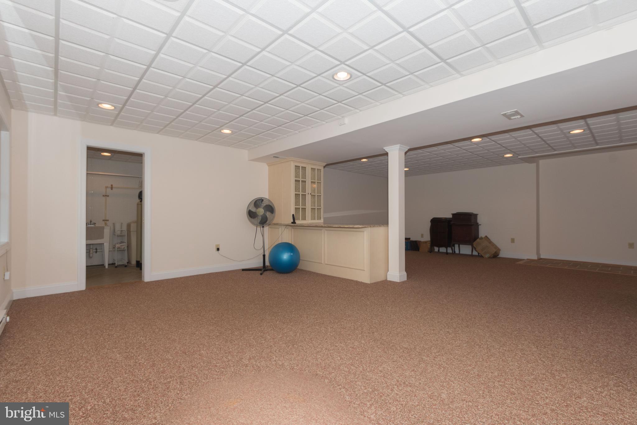 COOL MEADOW FARMS - Residential