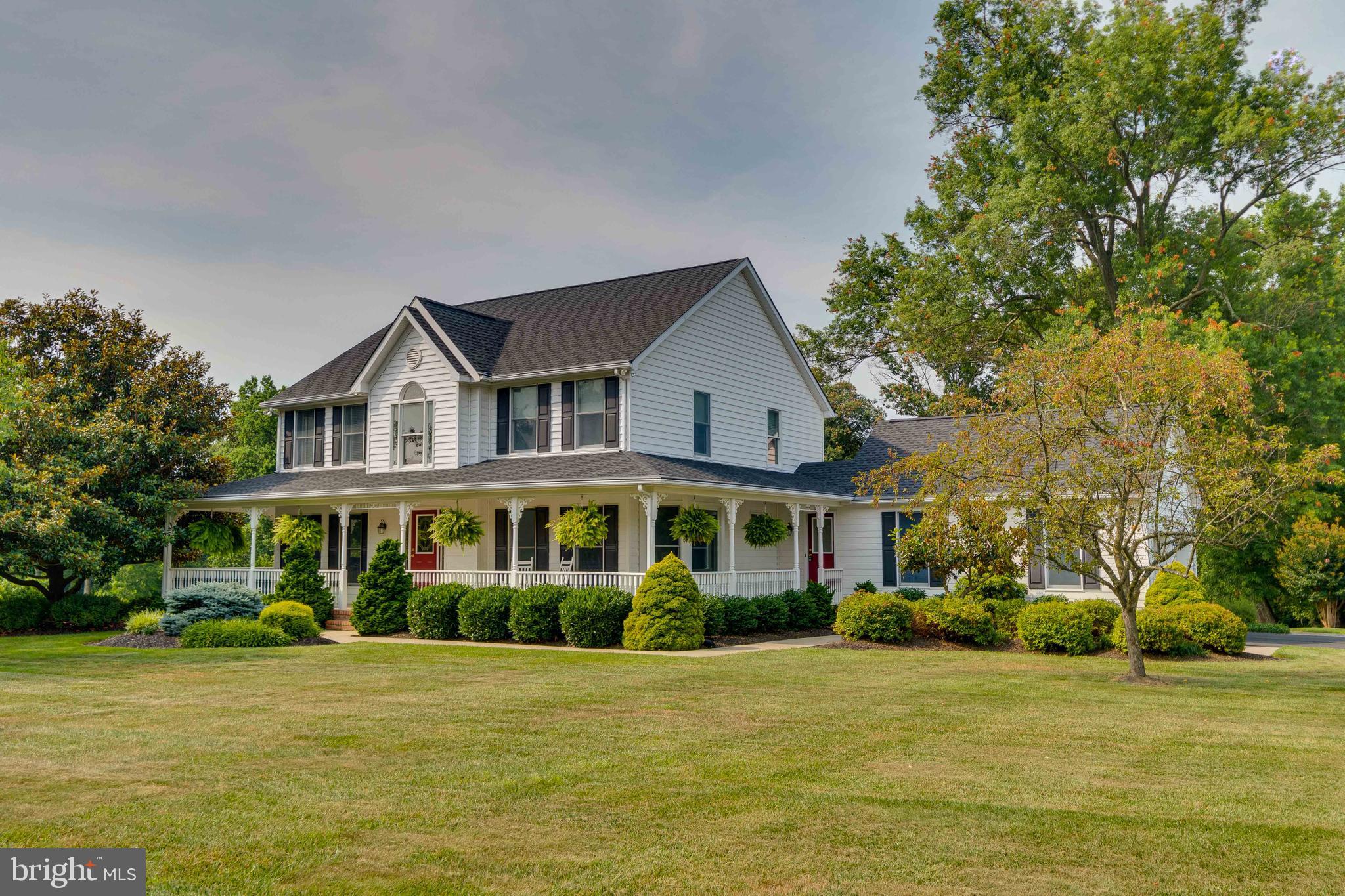 COOL MEADOW FARMS - Residential