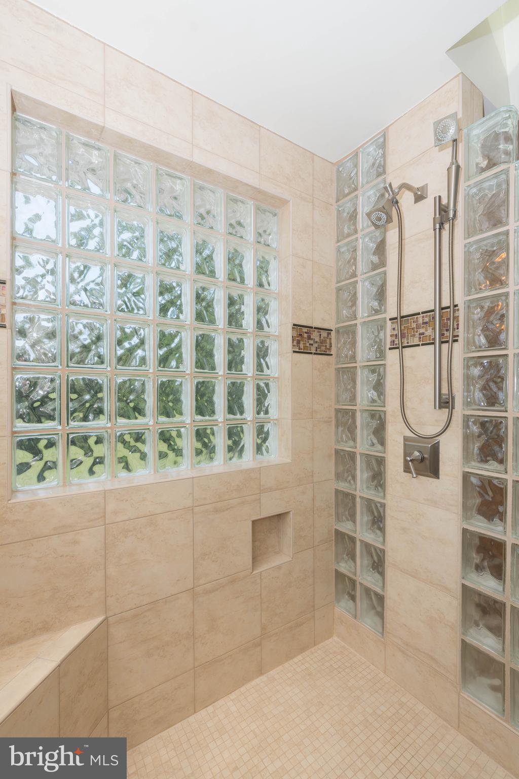 COOL MEADOW FARMS - Residential