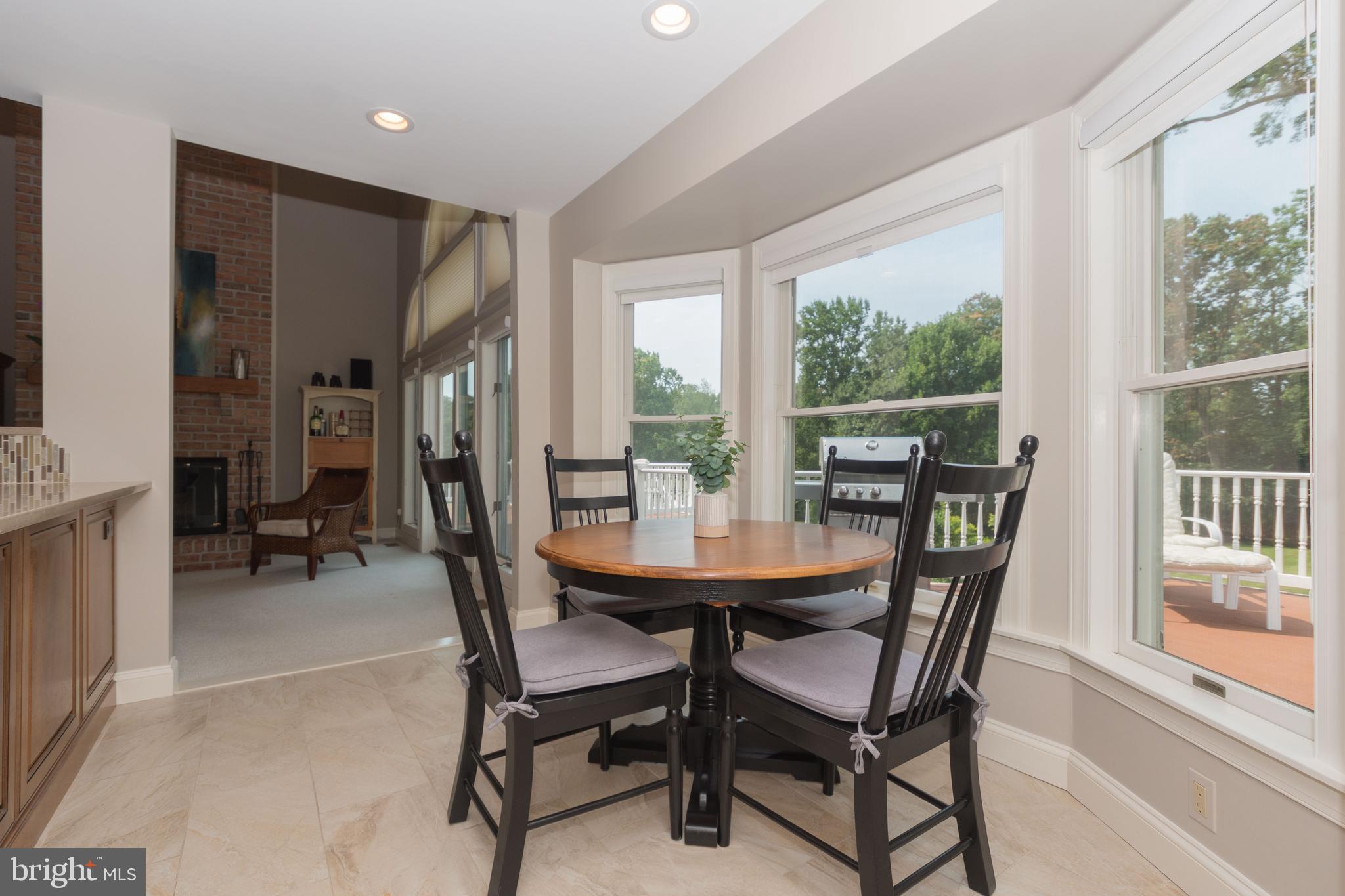 COOL MEADOW FARMS - Residential