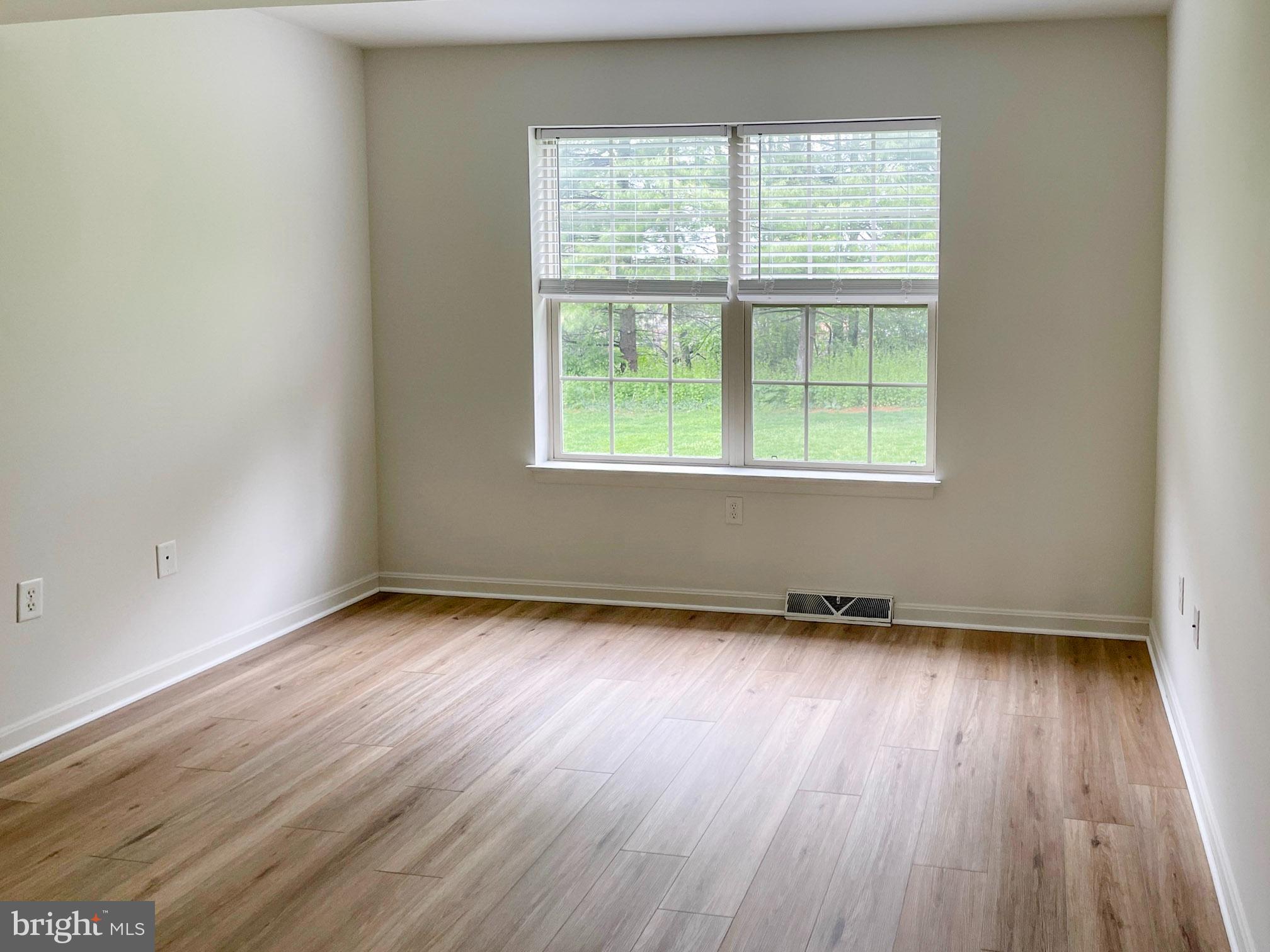 DONEGAL CROSSINGS - Residential