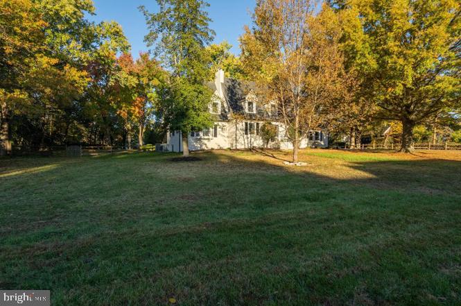 PINECREST - Residential