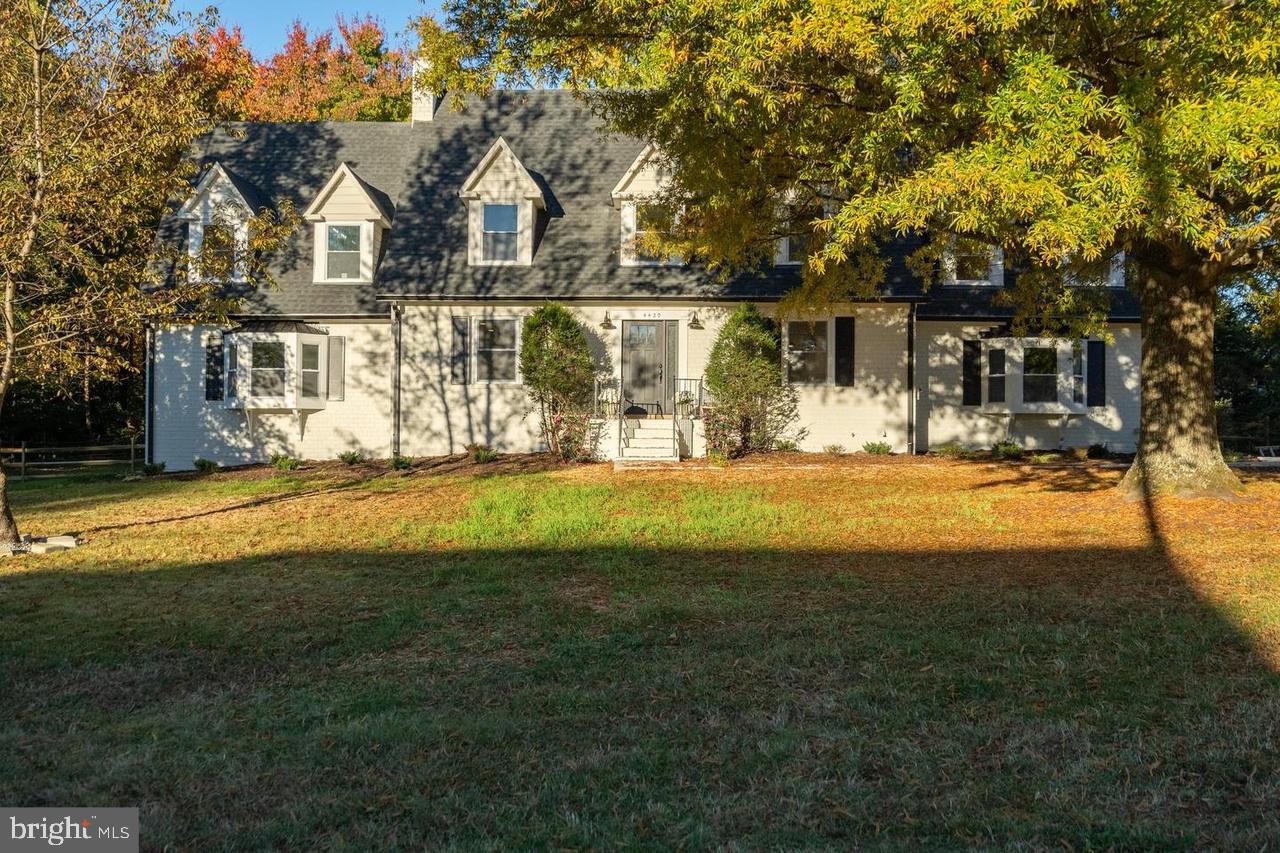 PINECREST - Residential