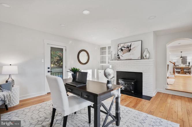 PINECREST - Residential