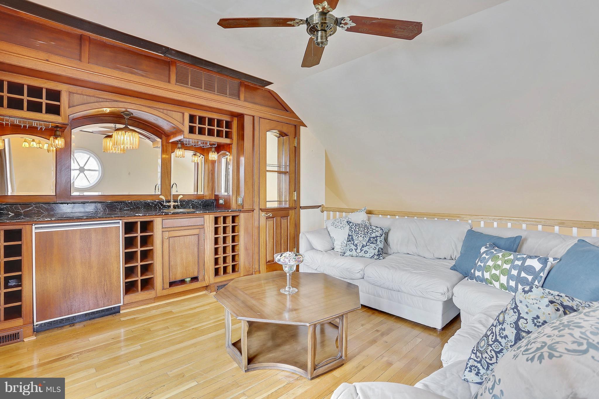 OLD TOWN - Residential