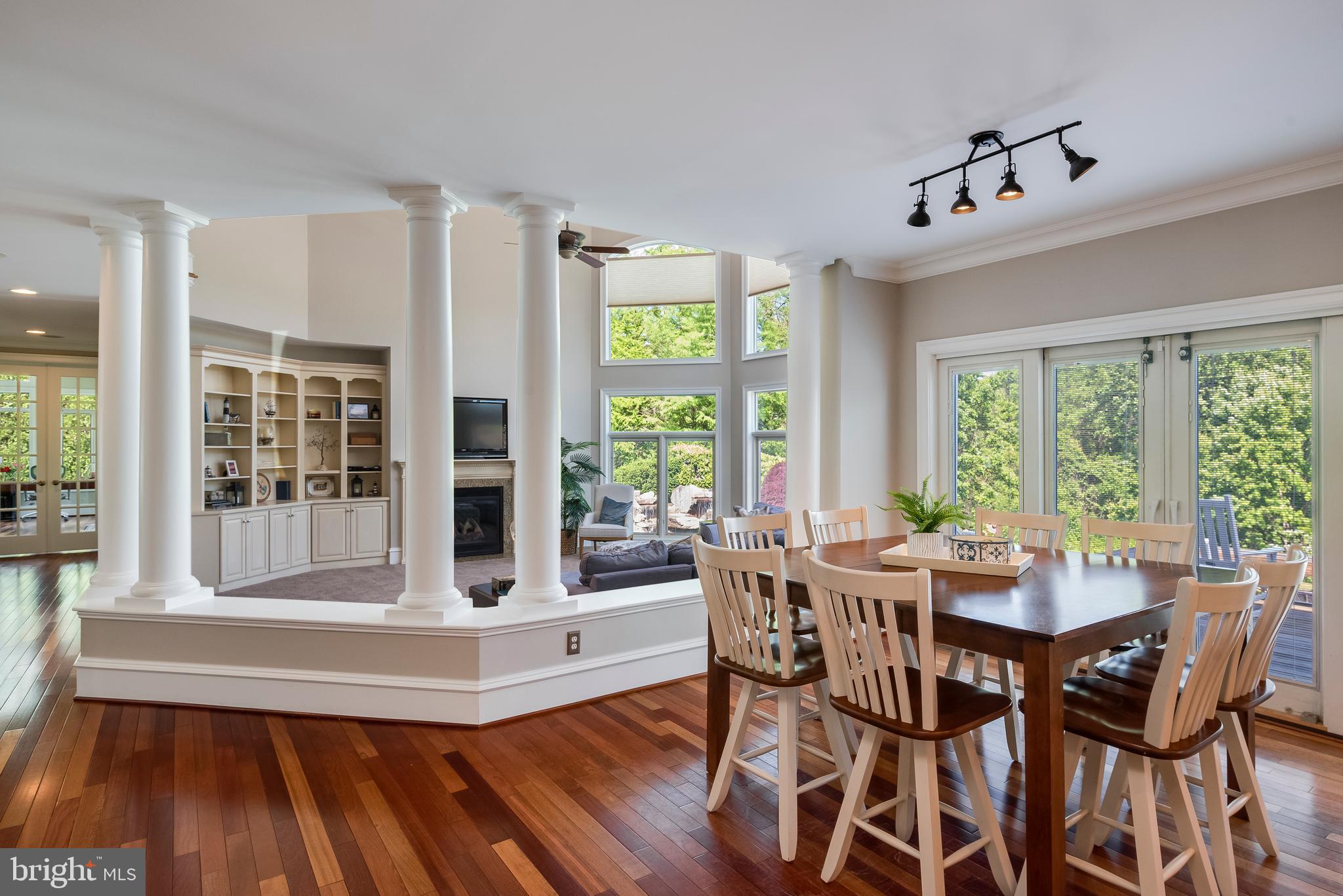 WAREHOUSE CREEK - Residential