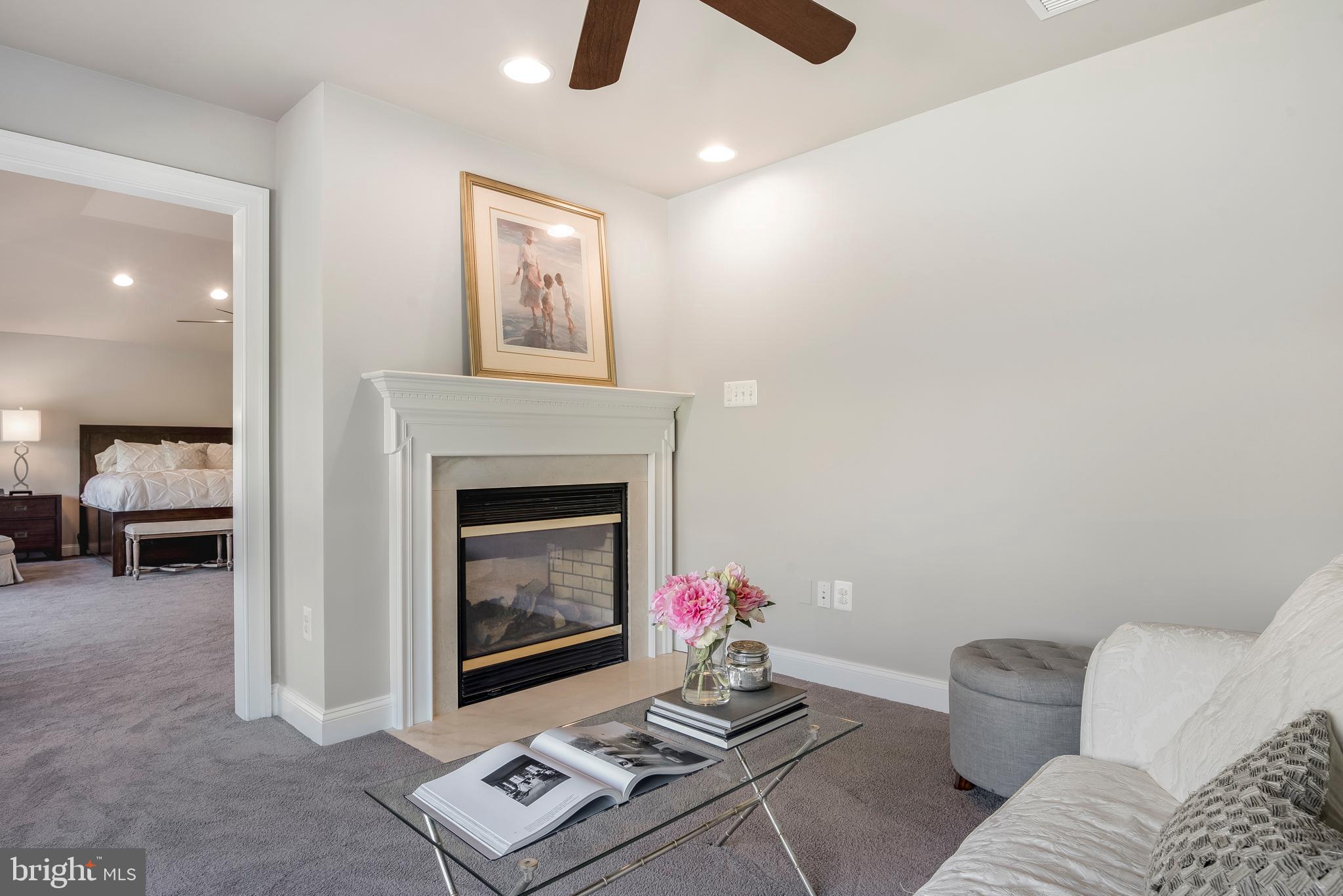 WAREHOUSE CREEK - Residential