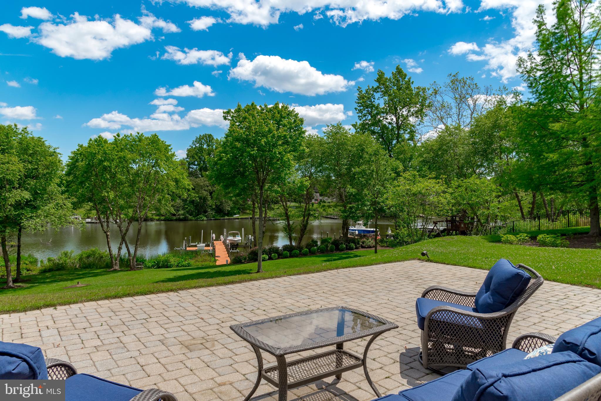 WAREHOUSE CREEK - Residential