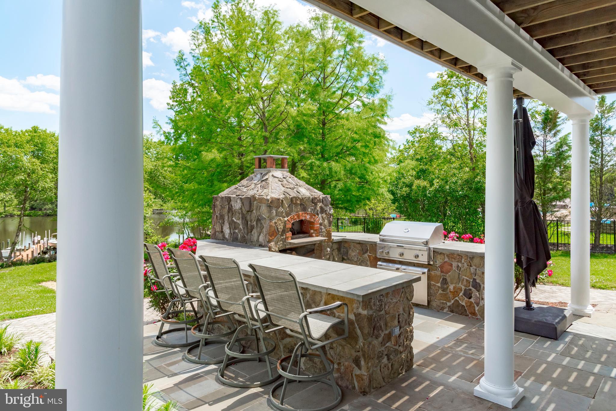 WAREHOUSE CREEK - Residential