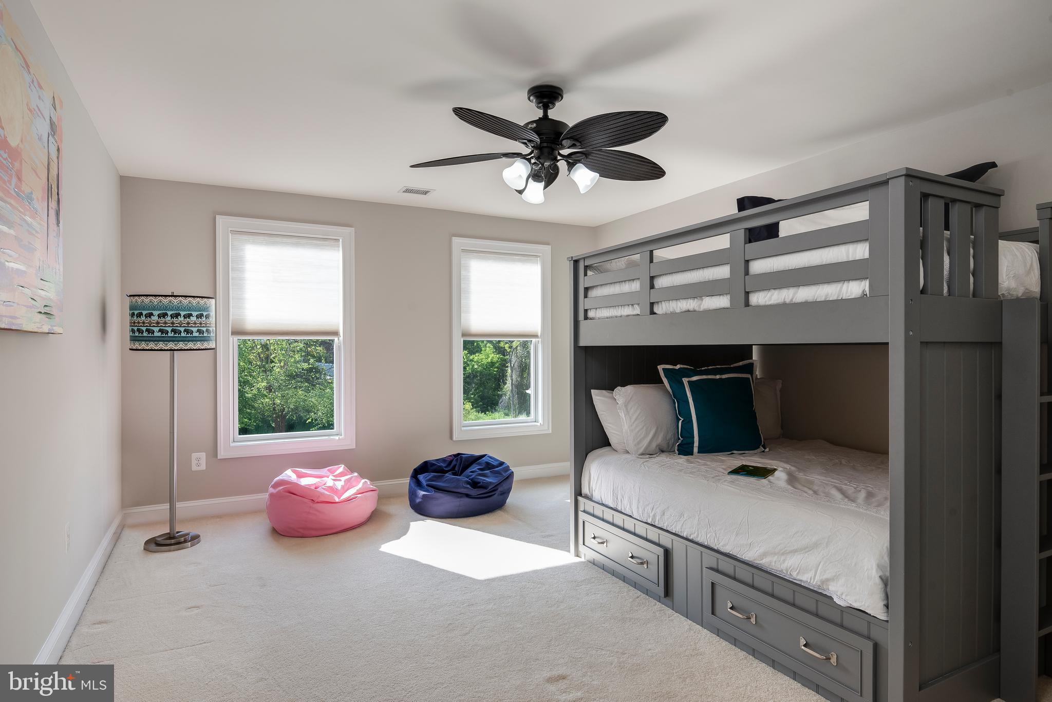 WAREHOUSE CREEK - Residential