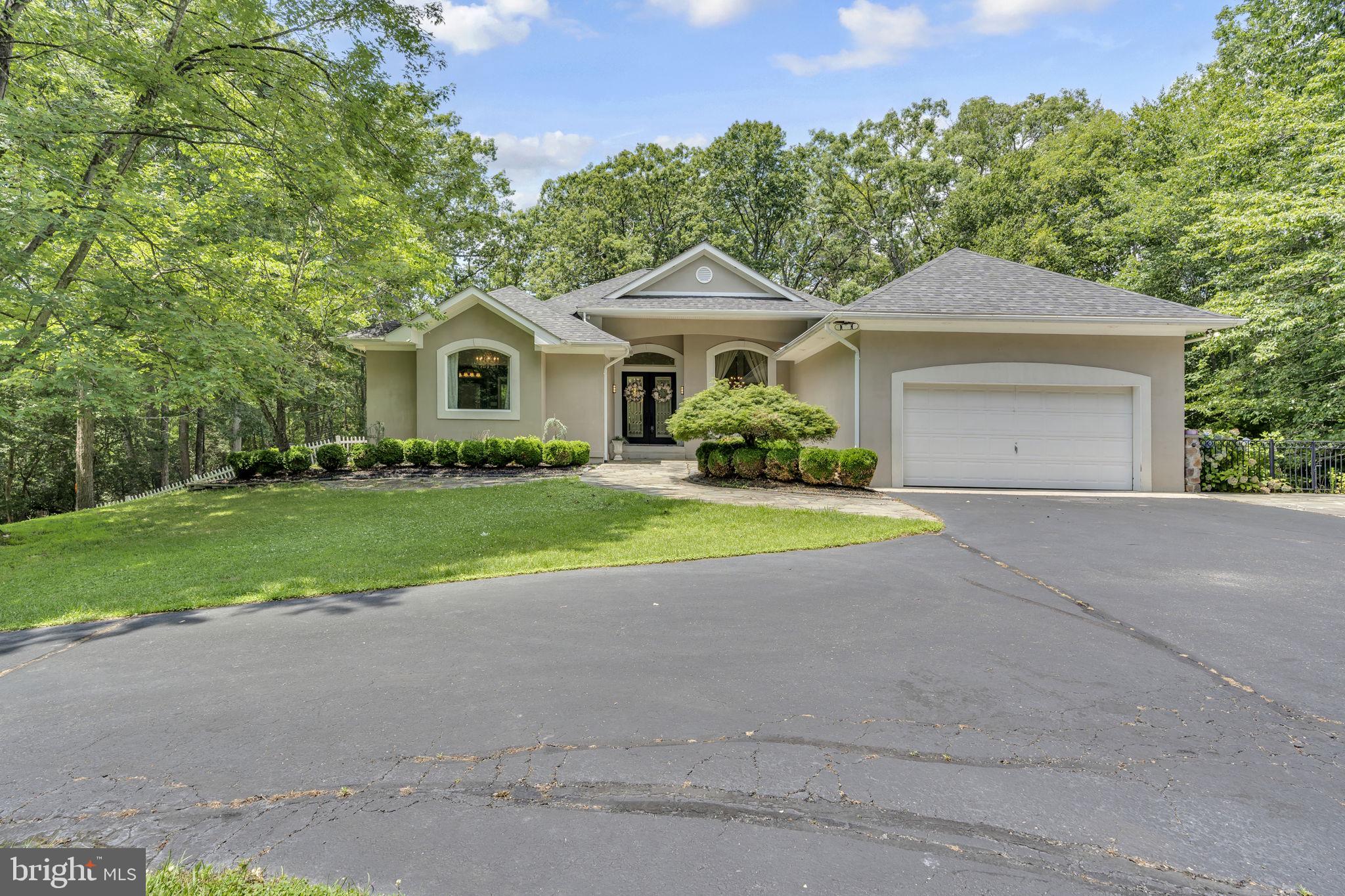 22909 KIMBERLY COURT