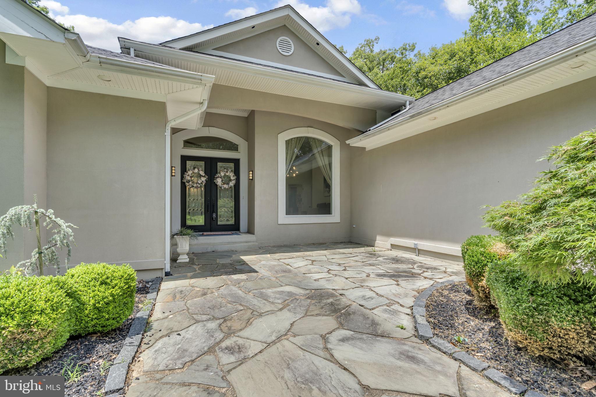 22909 KIMBERLY COURT
