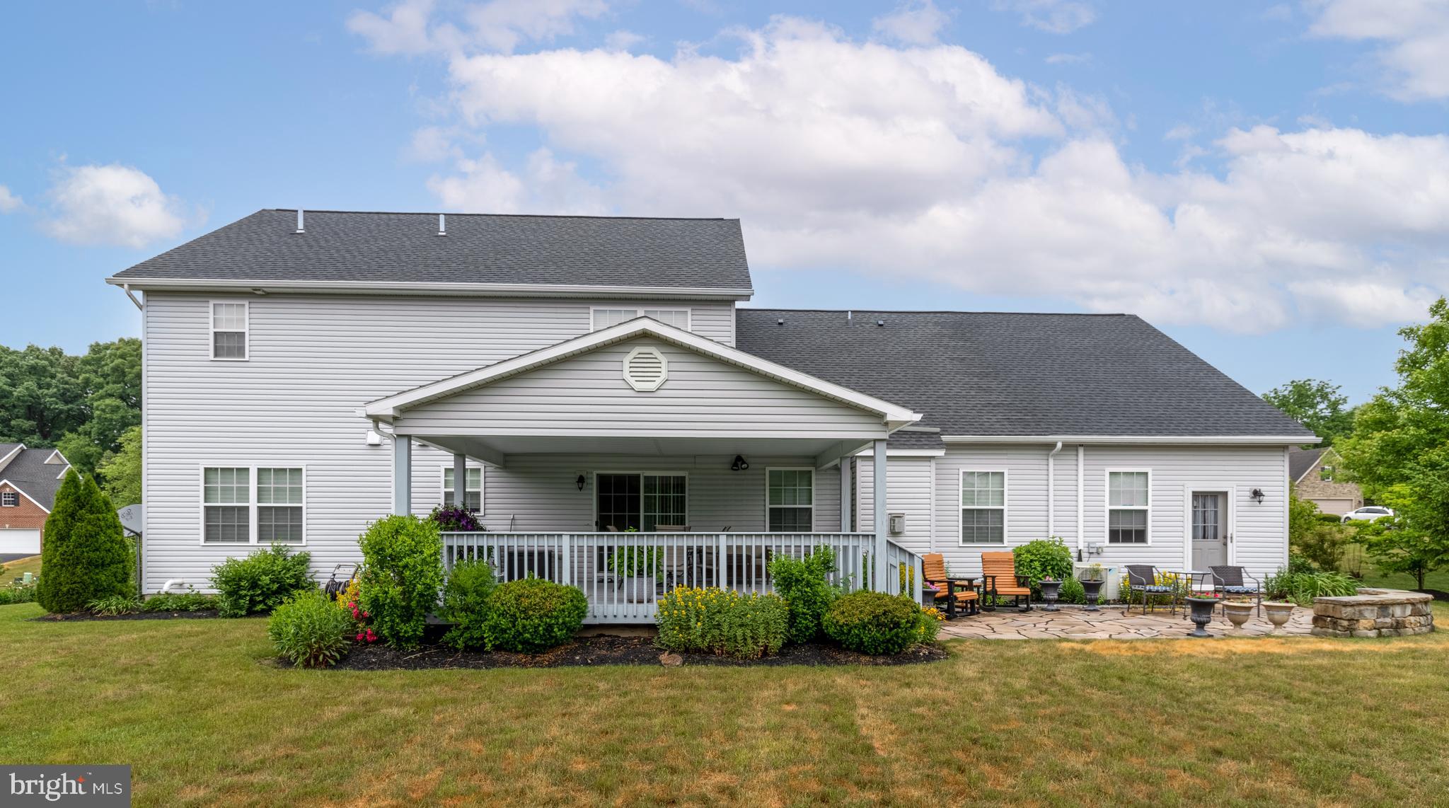 SAYBROOK - Residential