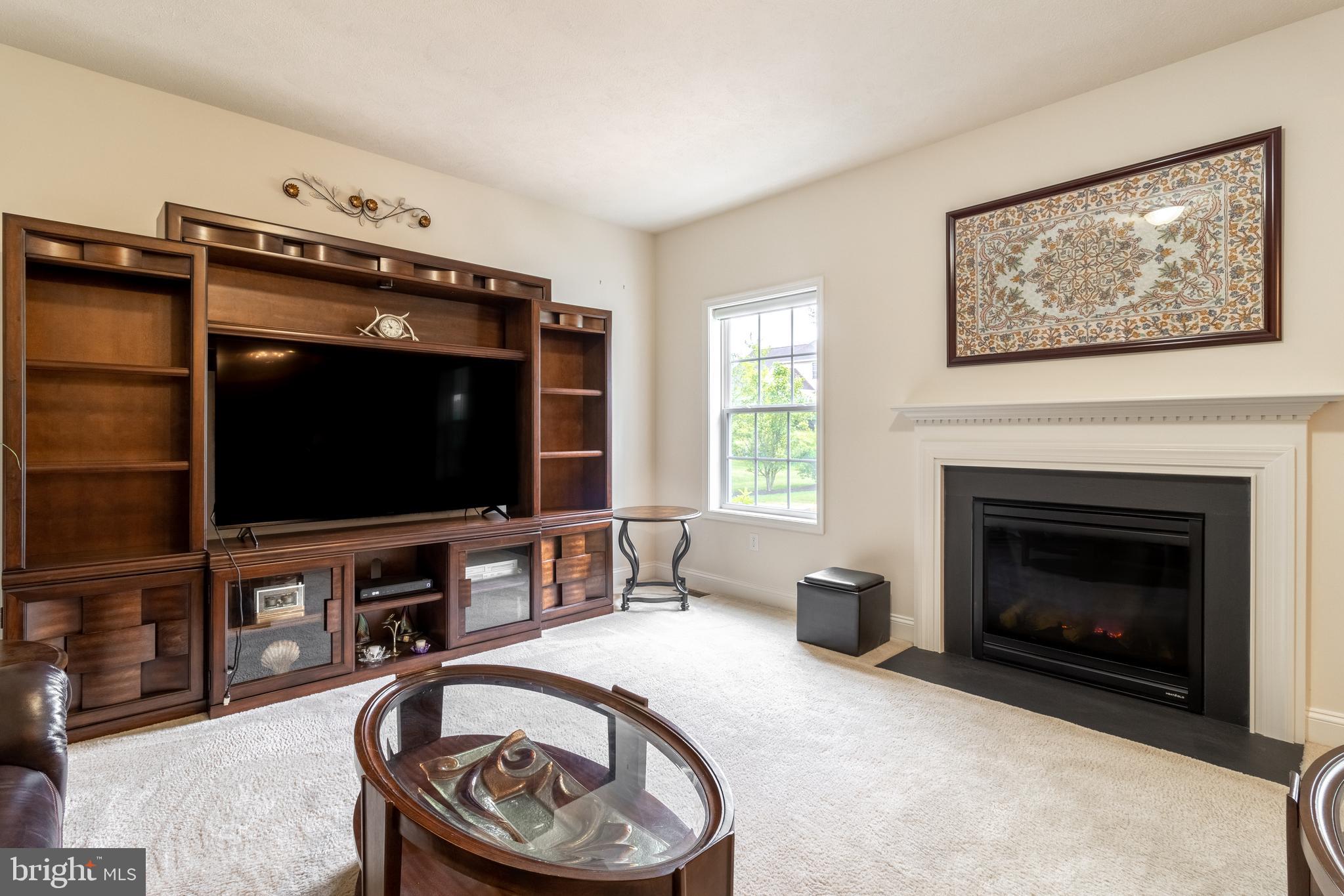 SAYBROOK - Residential