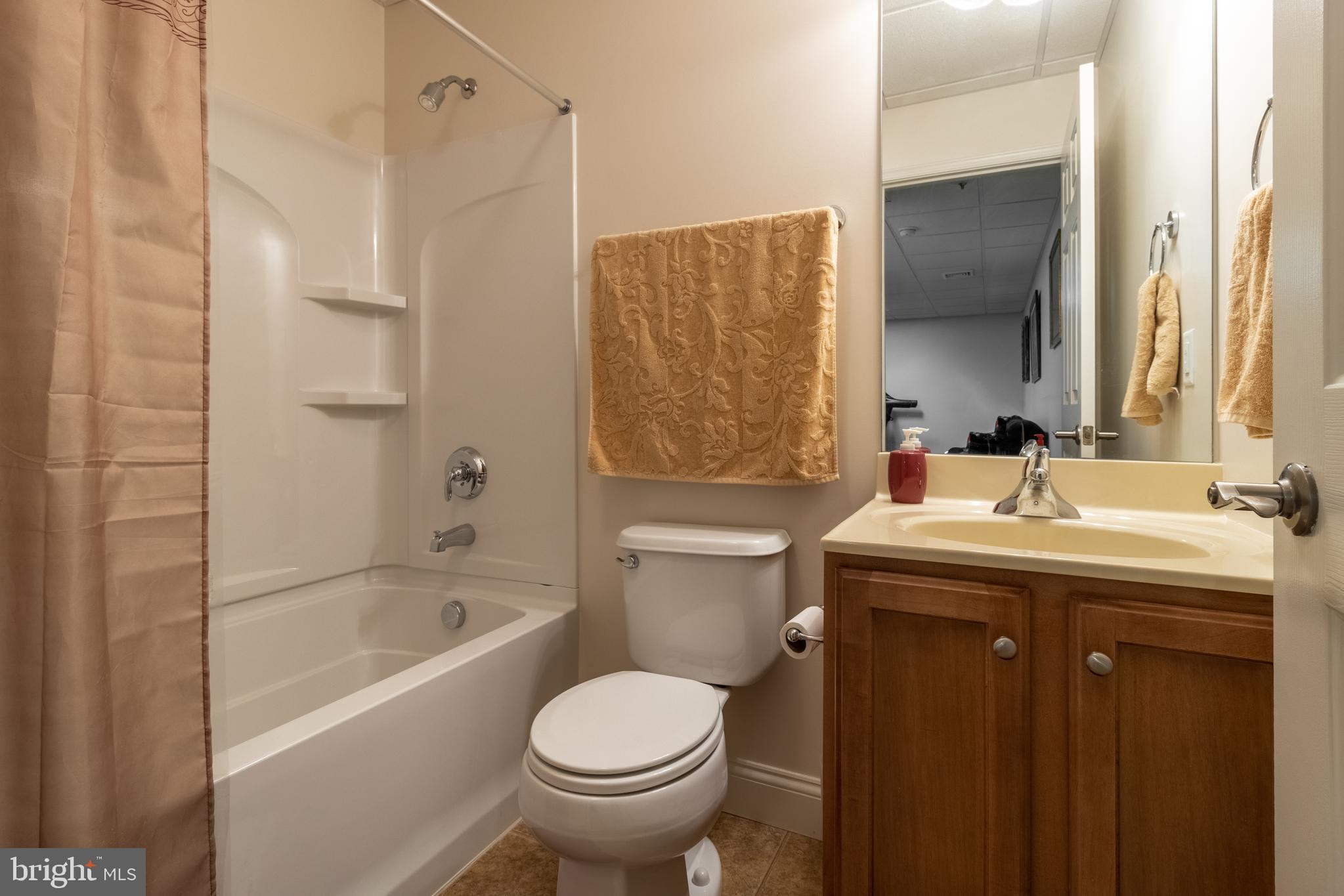 SAYBROOK - Residential