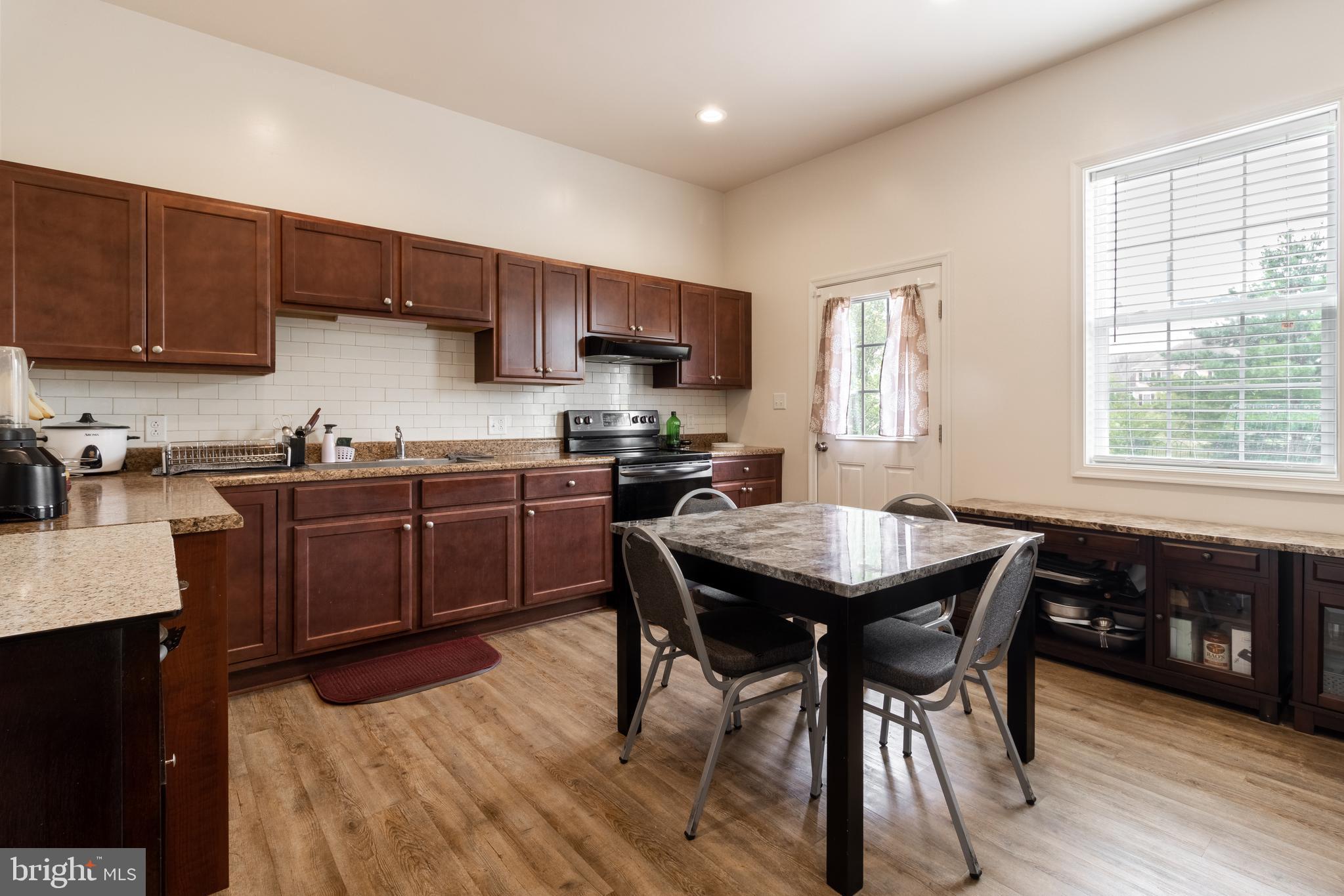 SAYBROOK - Residential