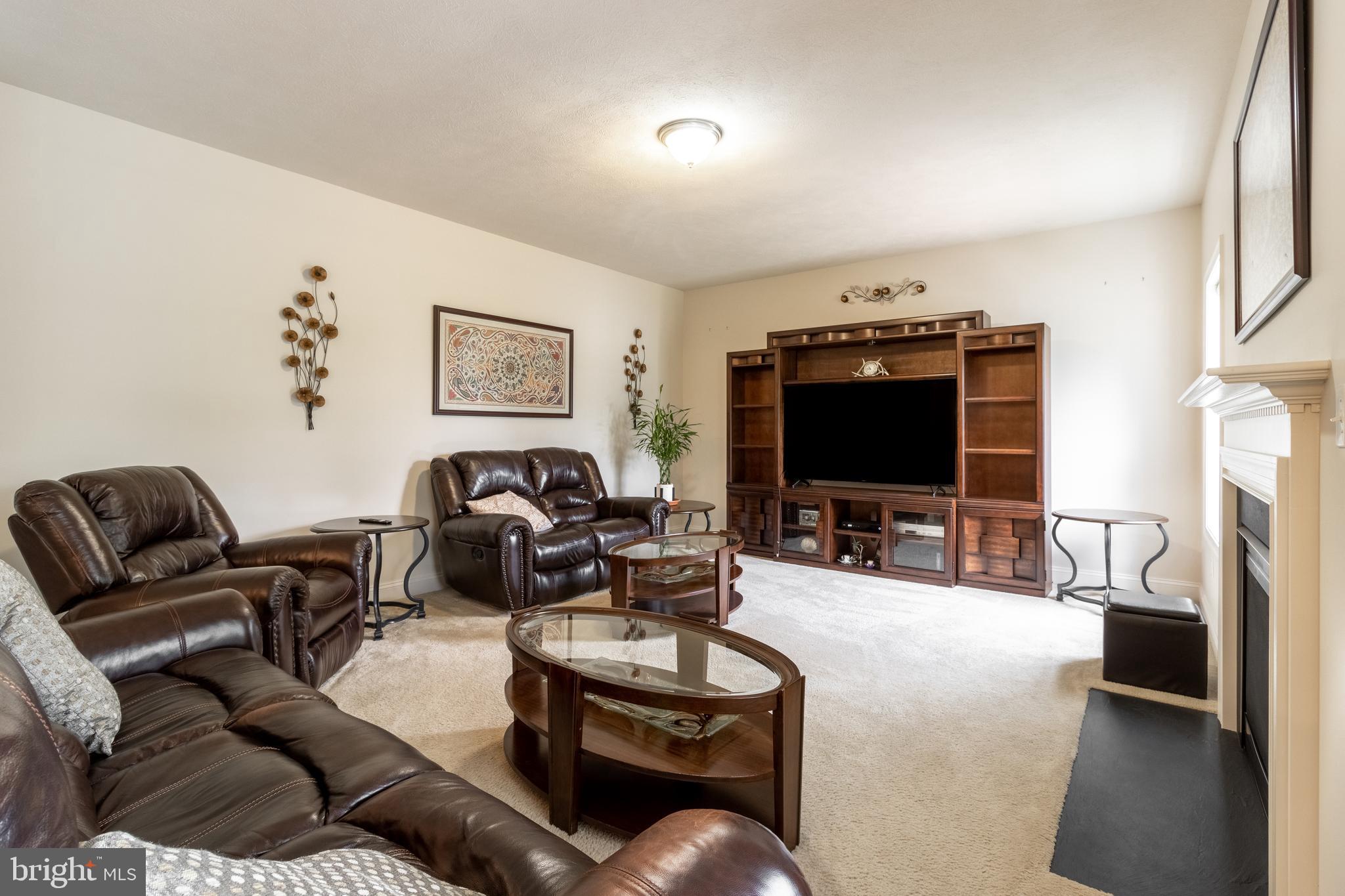 SAYBROOK - Residential