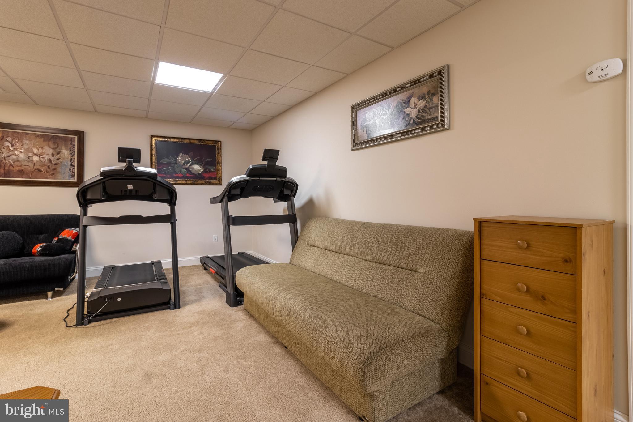 SAYBROOK - Residential