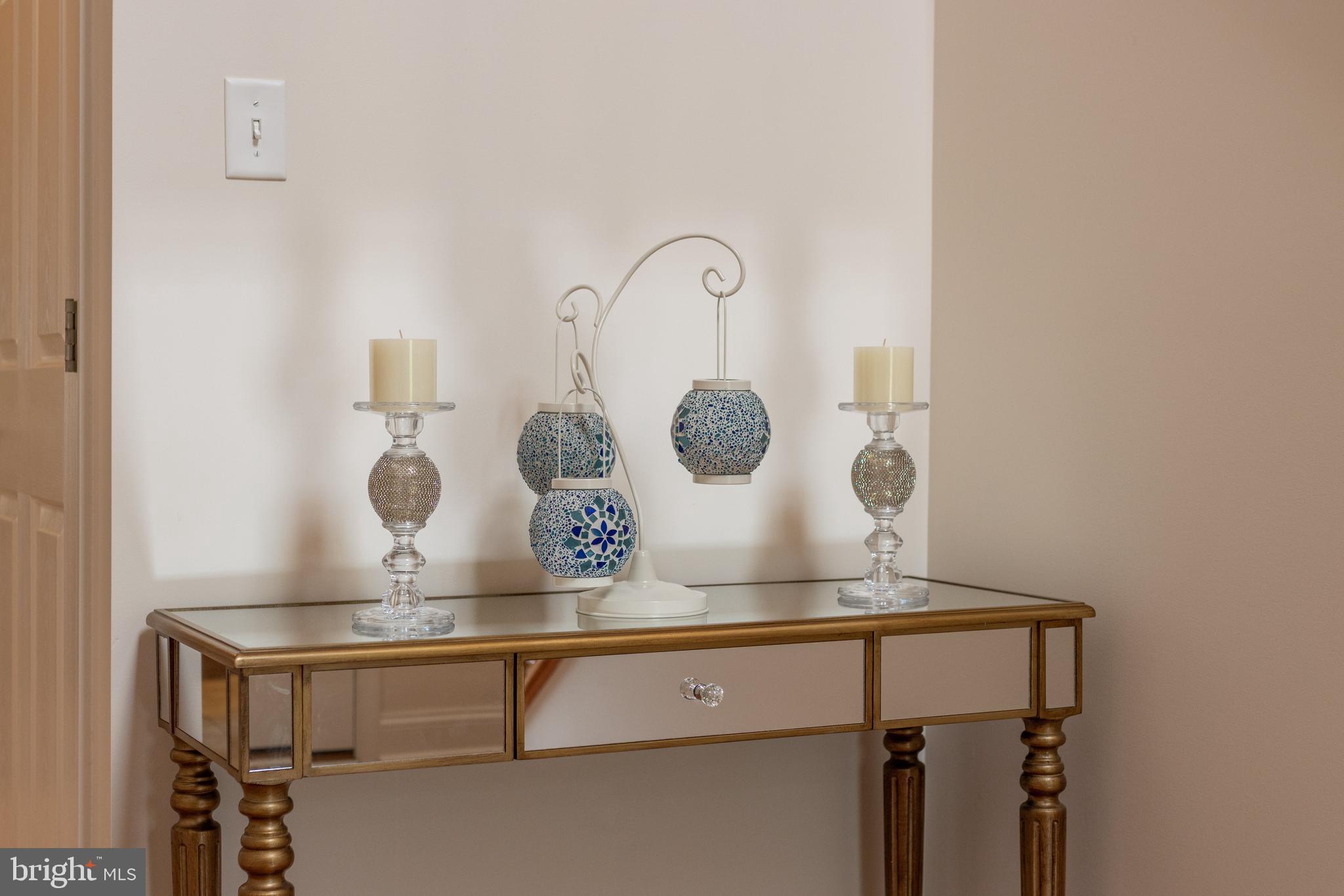 SAYBROOK - Residential