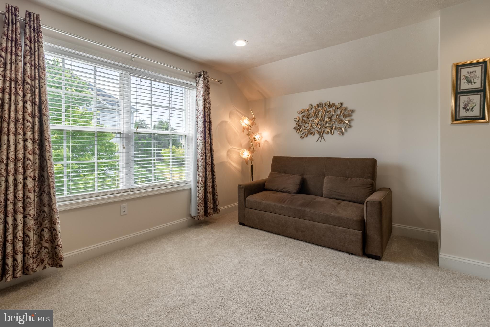 SAYBROOK - Residential