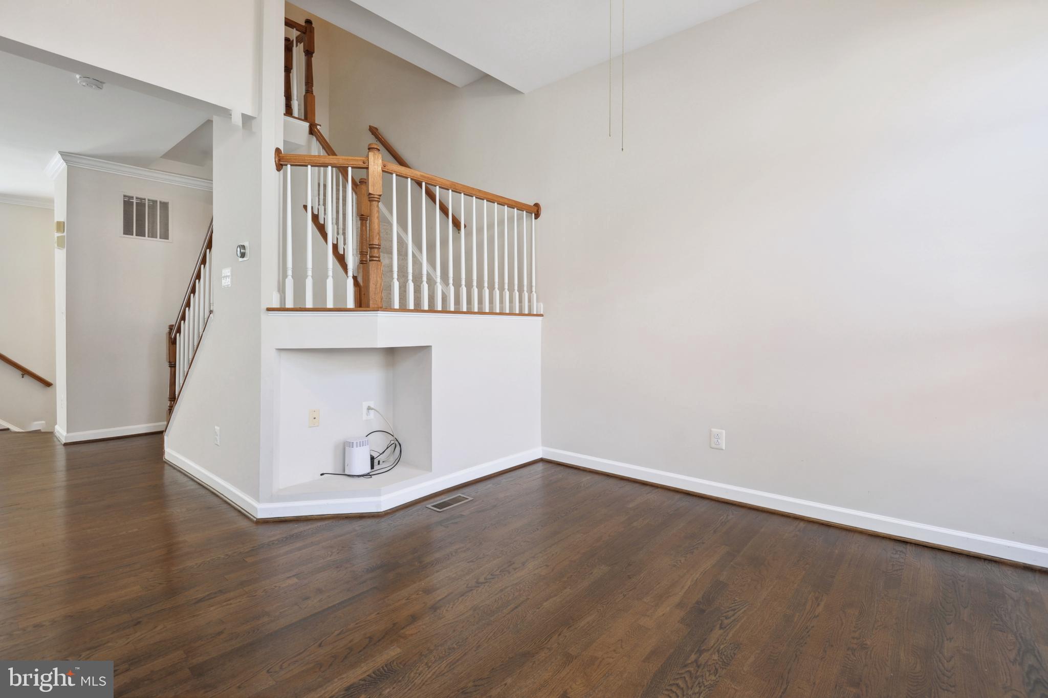 LOWES ISLAND/CASCADES - Residential Lease