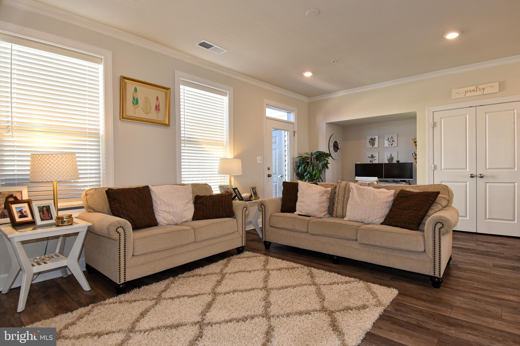 METRO WALK AT MOOREFIELD STATION - Residential Lease