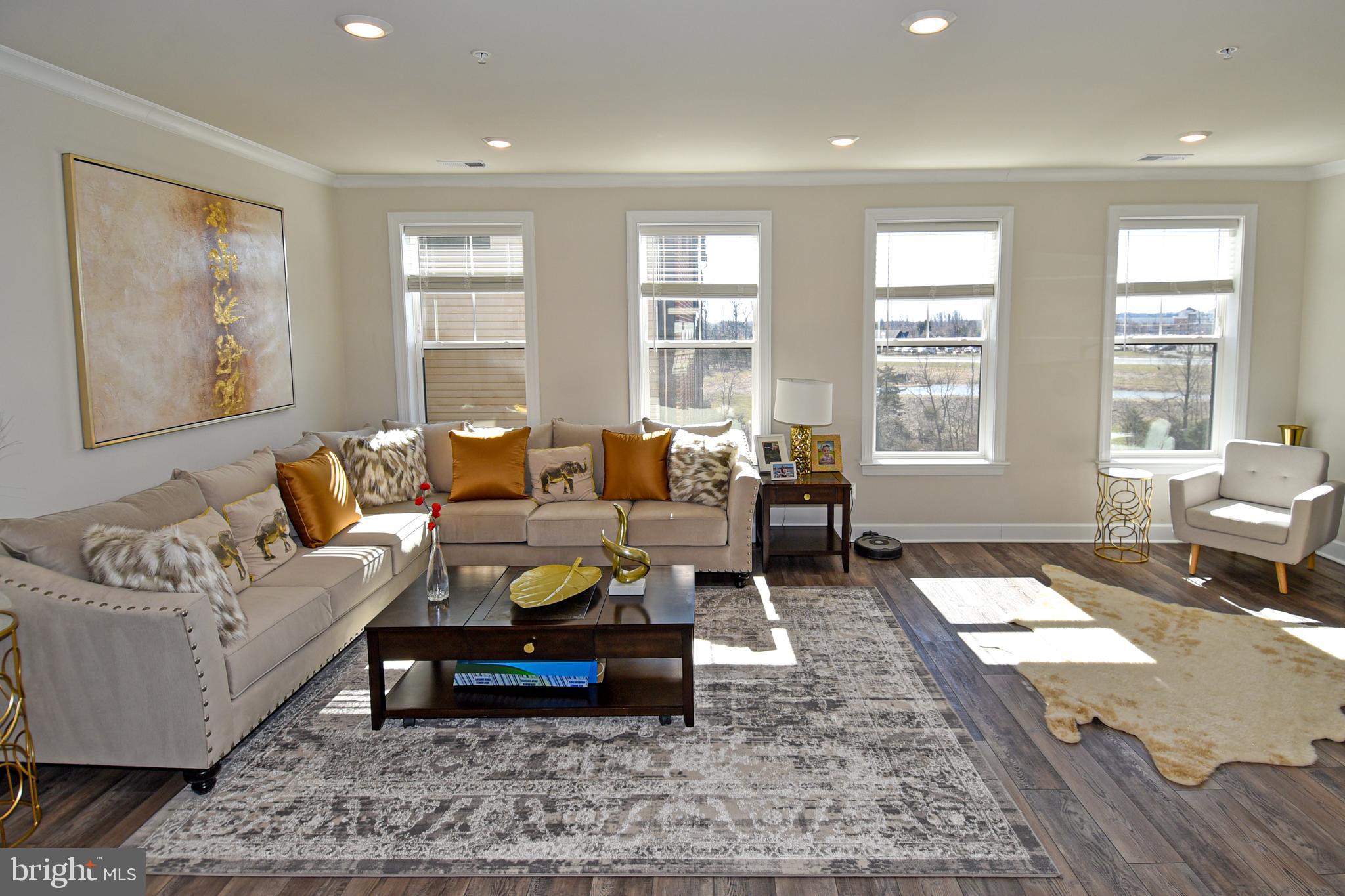 METRO WALK AT MOOREFIELD STATION - Residential Lease