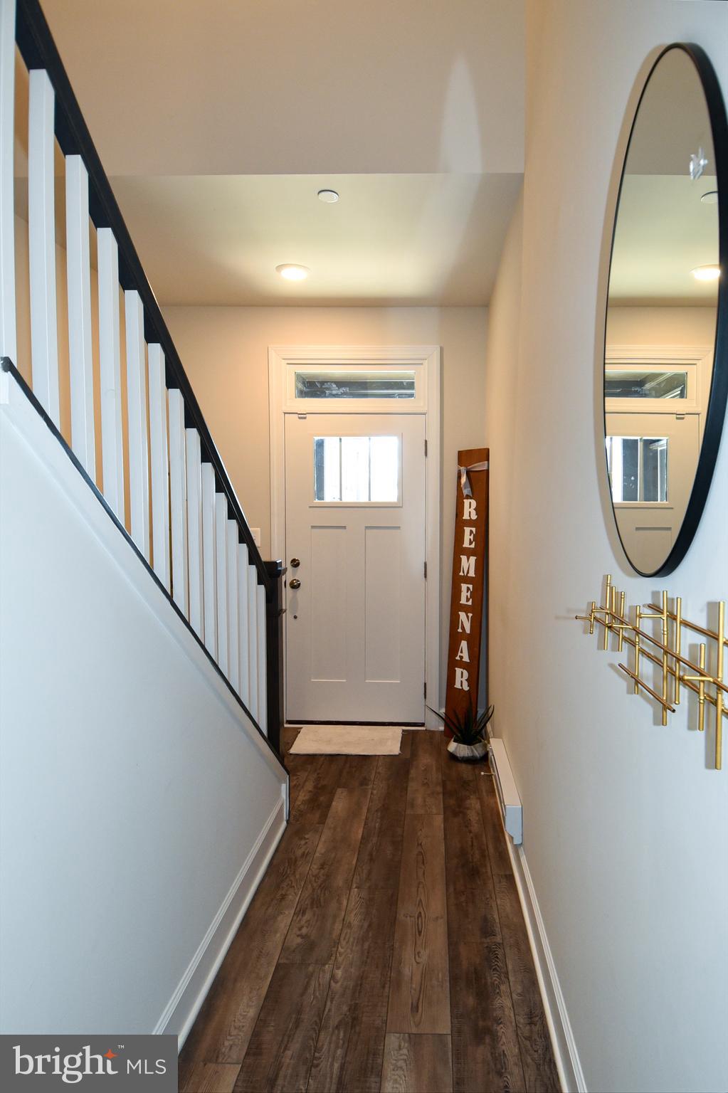 METRO WALK AT MOOREFIELD STATION - Residential Lease